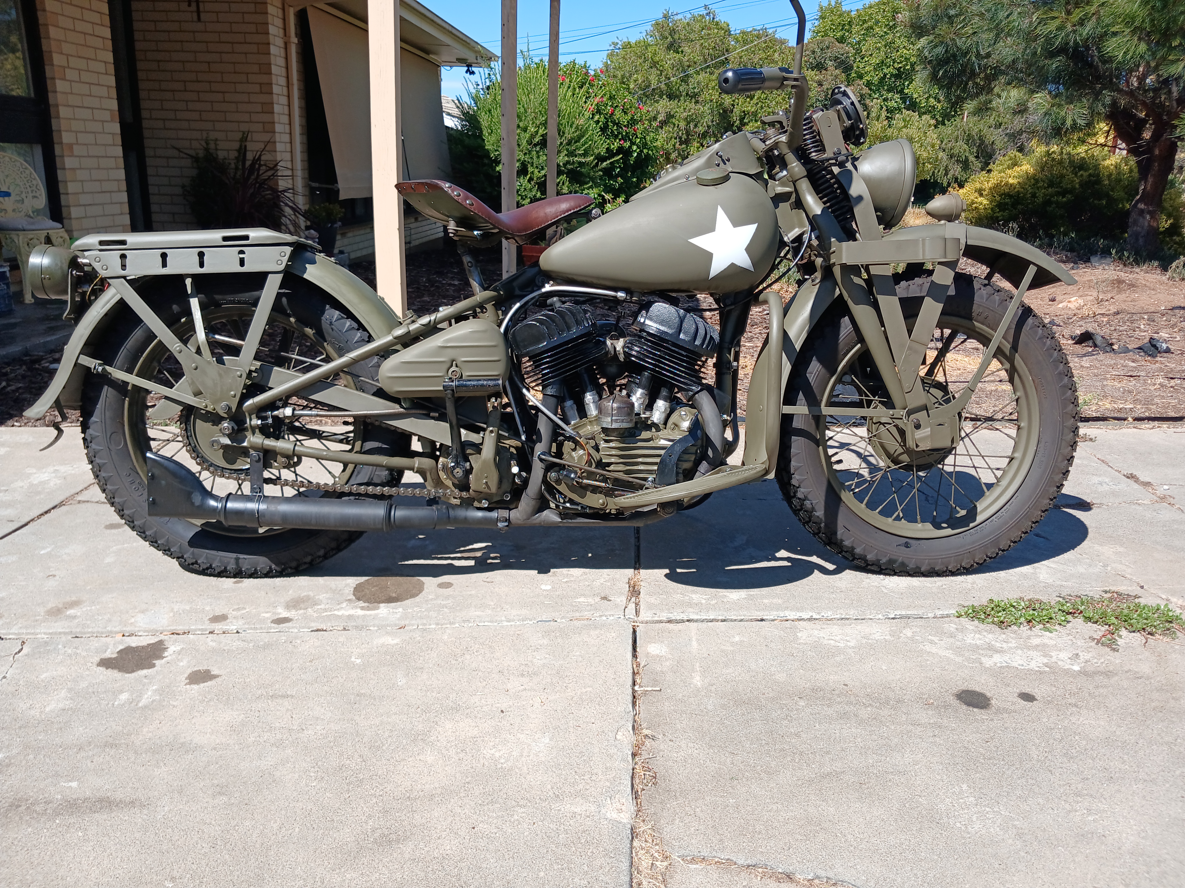 1942 HARLEY-DAVIDSON WLA ROAD