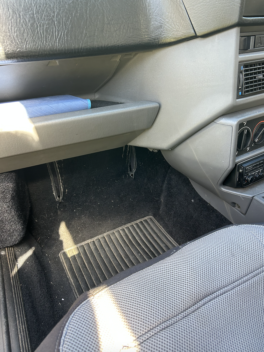 1987 ALFA ROMEO 75 2.5 5 SP MANUAL 4D SEDAN