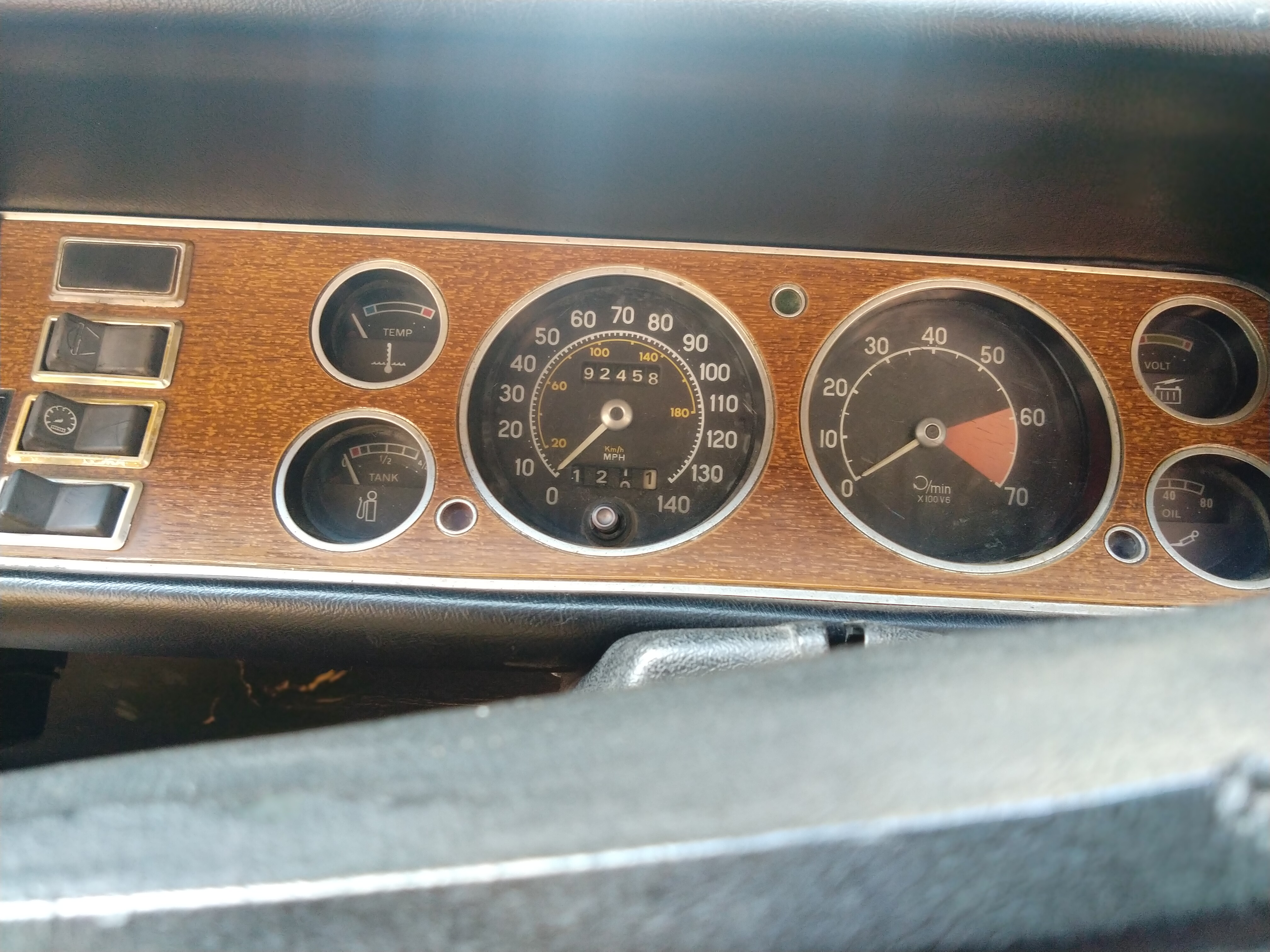 1970 FORD CAPRI GT 3000 4 SP MANUAL 2D SEDAN