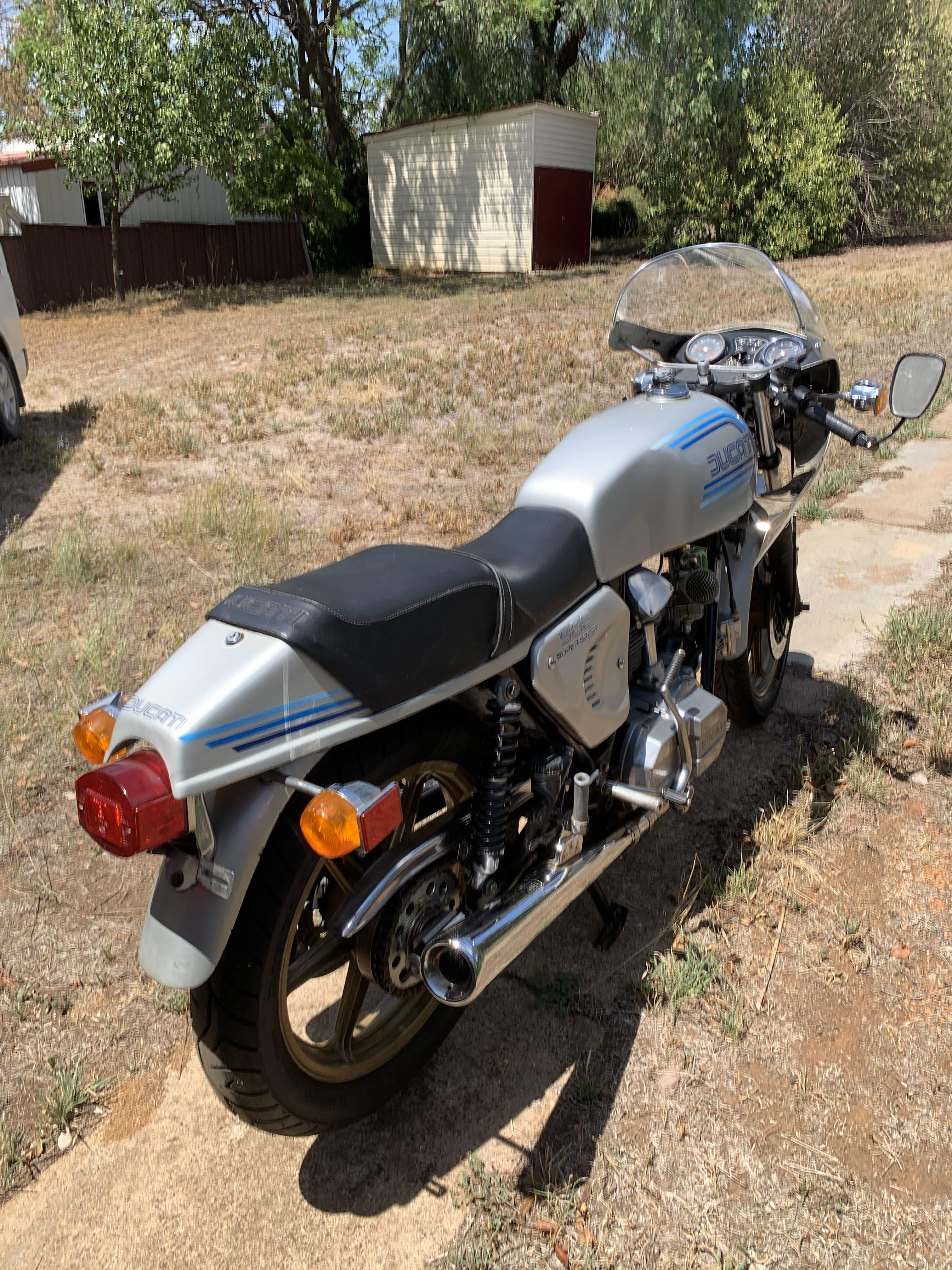 1982 DUCATI 900SS SPORTS
