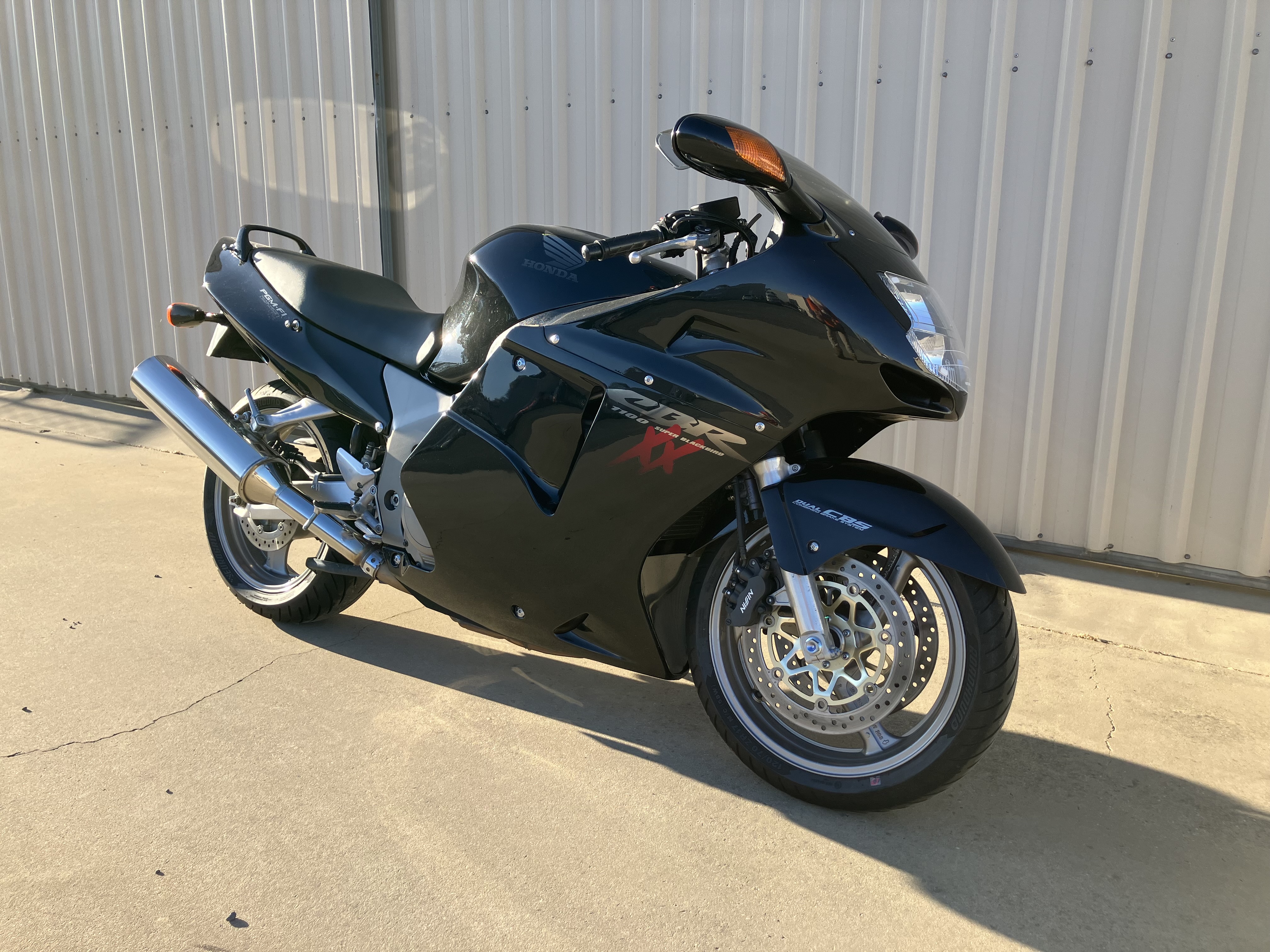 1999 HONDA CBR1100XX (SUPER BLACKBIRD) SPORTS 