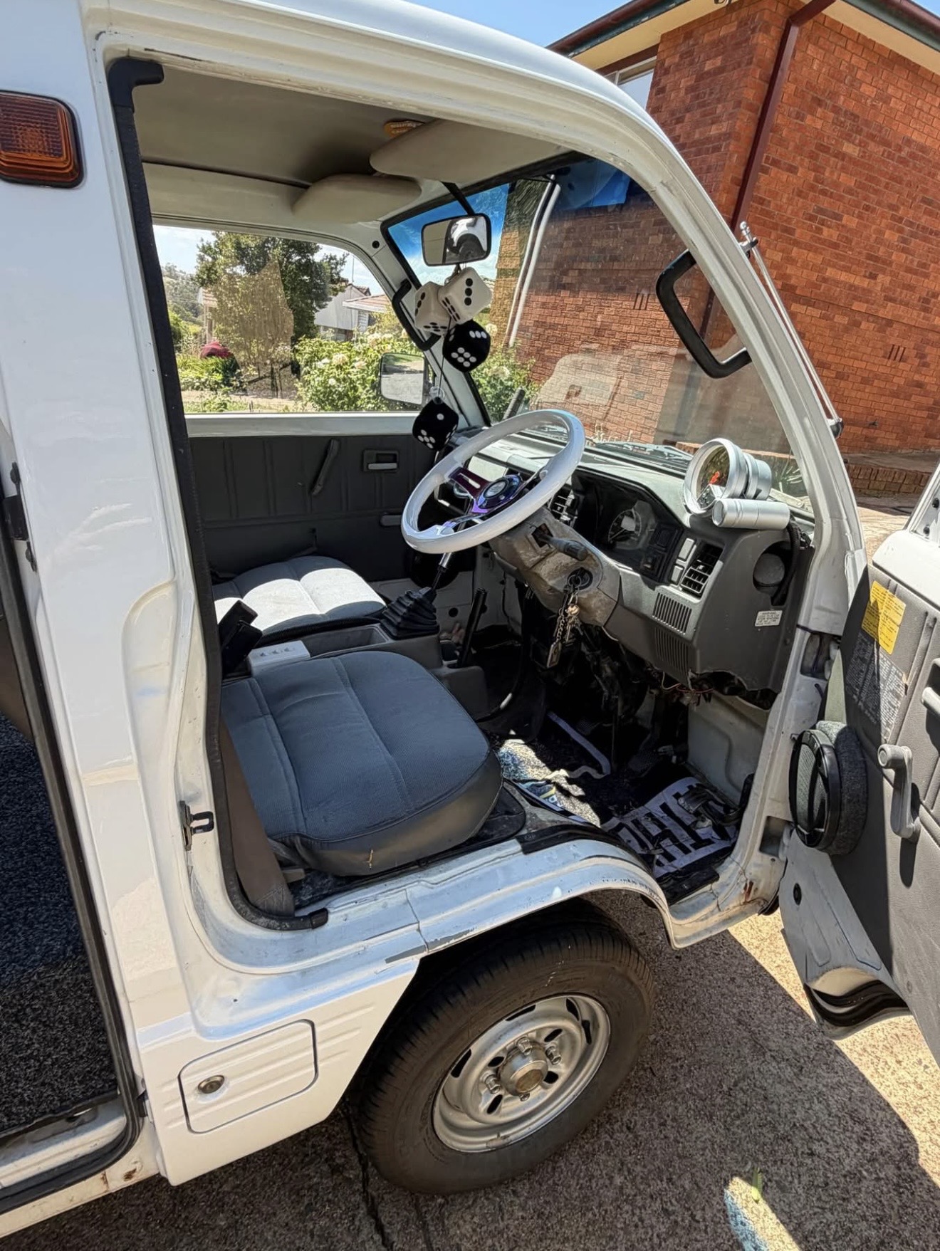 1990 SUZUKI SUPER CARRY 5 SP MANUAL VAN