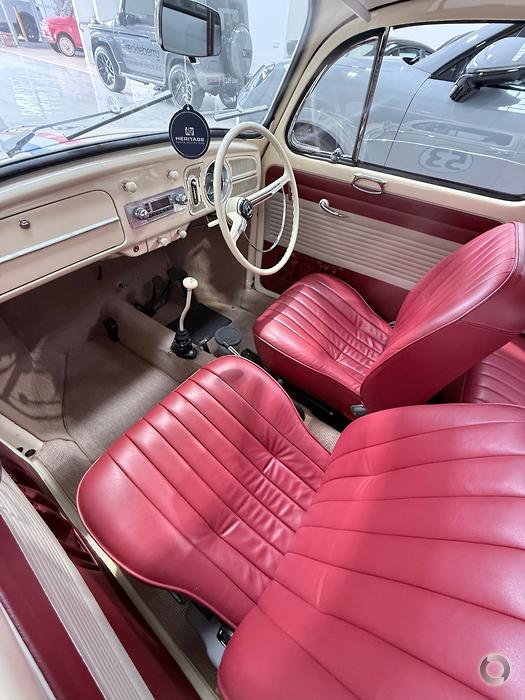 1960 VOLKSWAGEN BEETLE MANUAL 2D COUPE