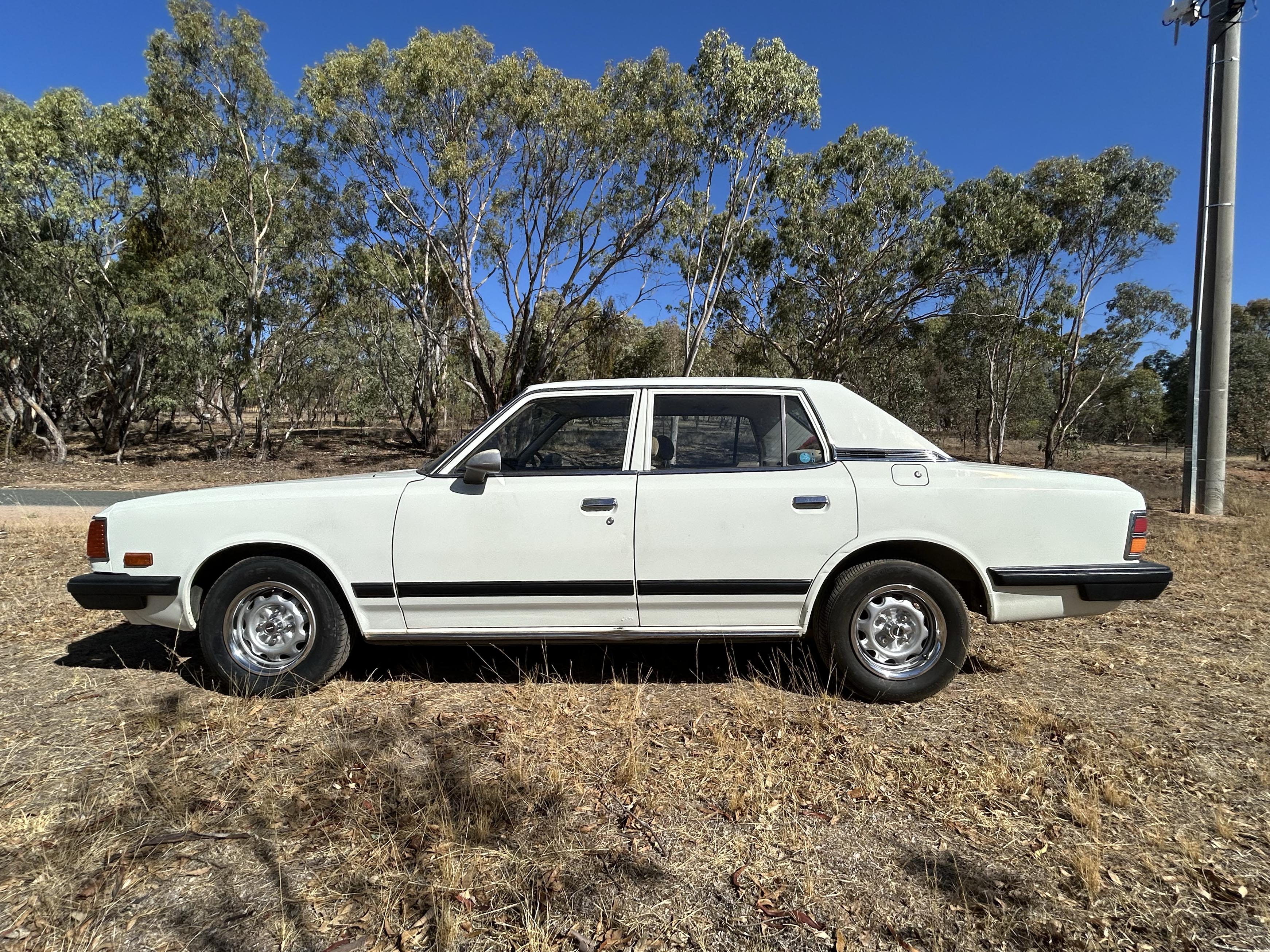 1981 MAZDA 929 L DELUXE 3 SP AUTOMATIC 4D SEDAN