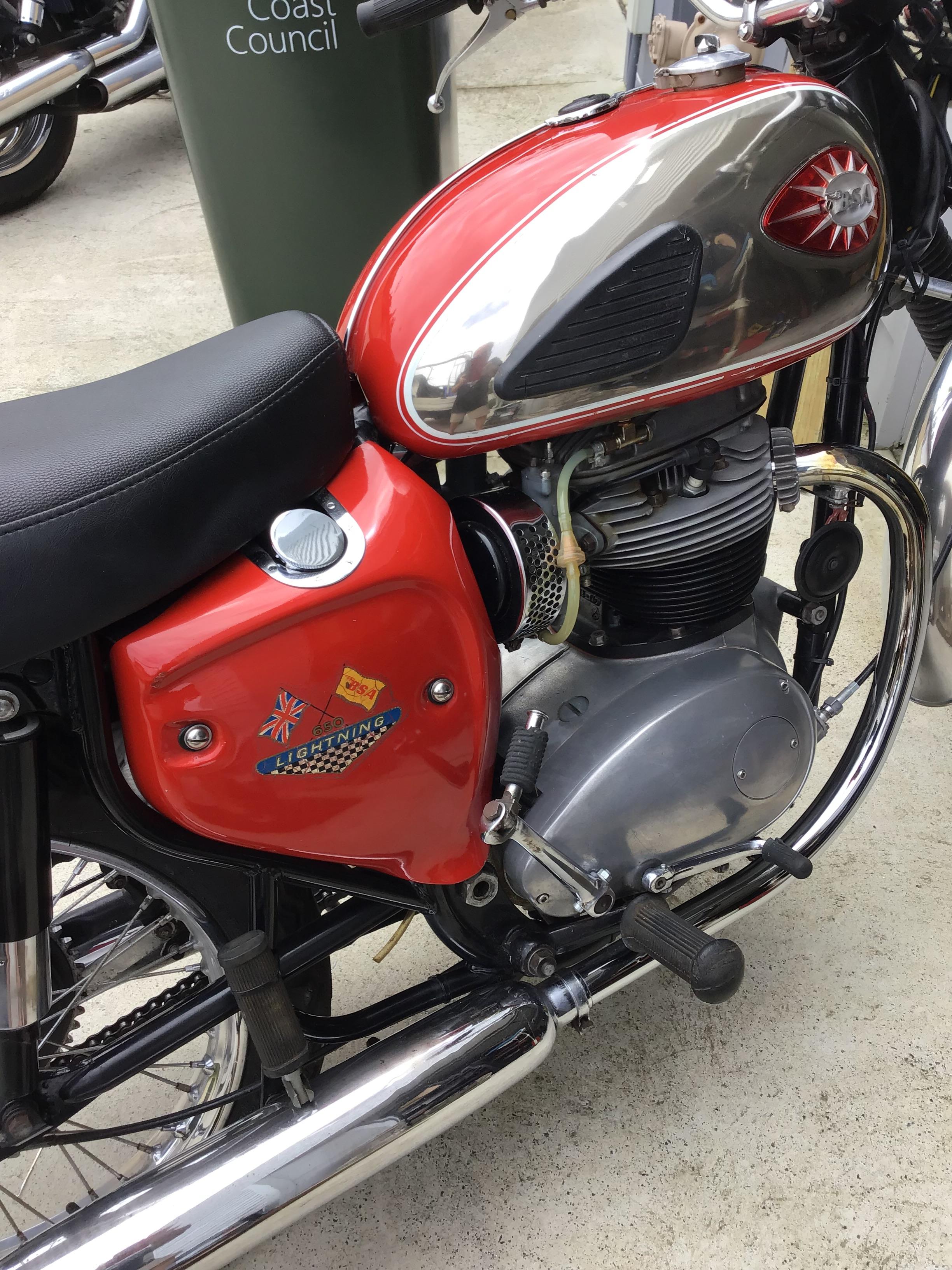 1967 BSA A65L LIGHTNING ROAD