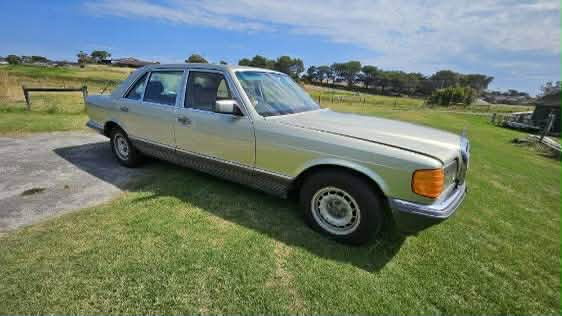 1982 MERCEDES-BENZ 380 SEL 4 SP AUTOMATIC 4D SEDAN
