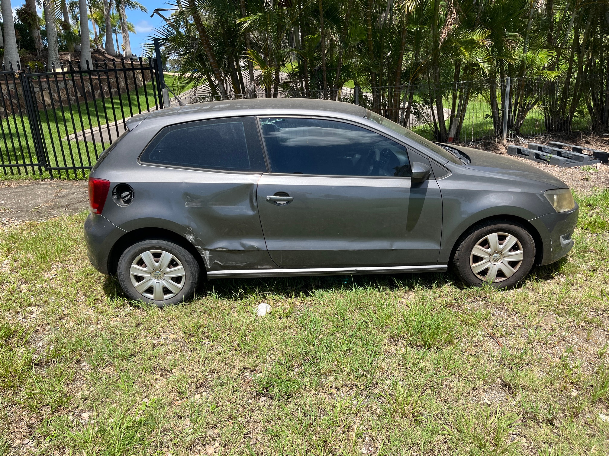 2011 VOLKSWAGEN POLO HATCHBACK