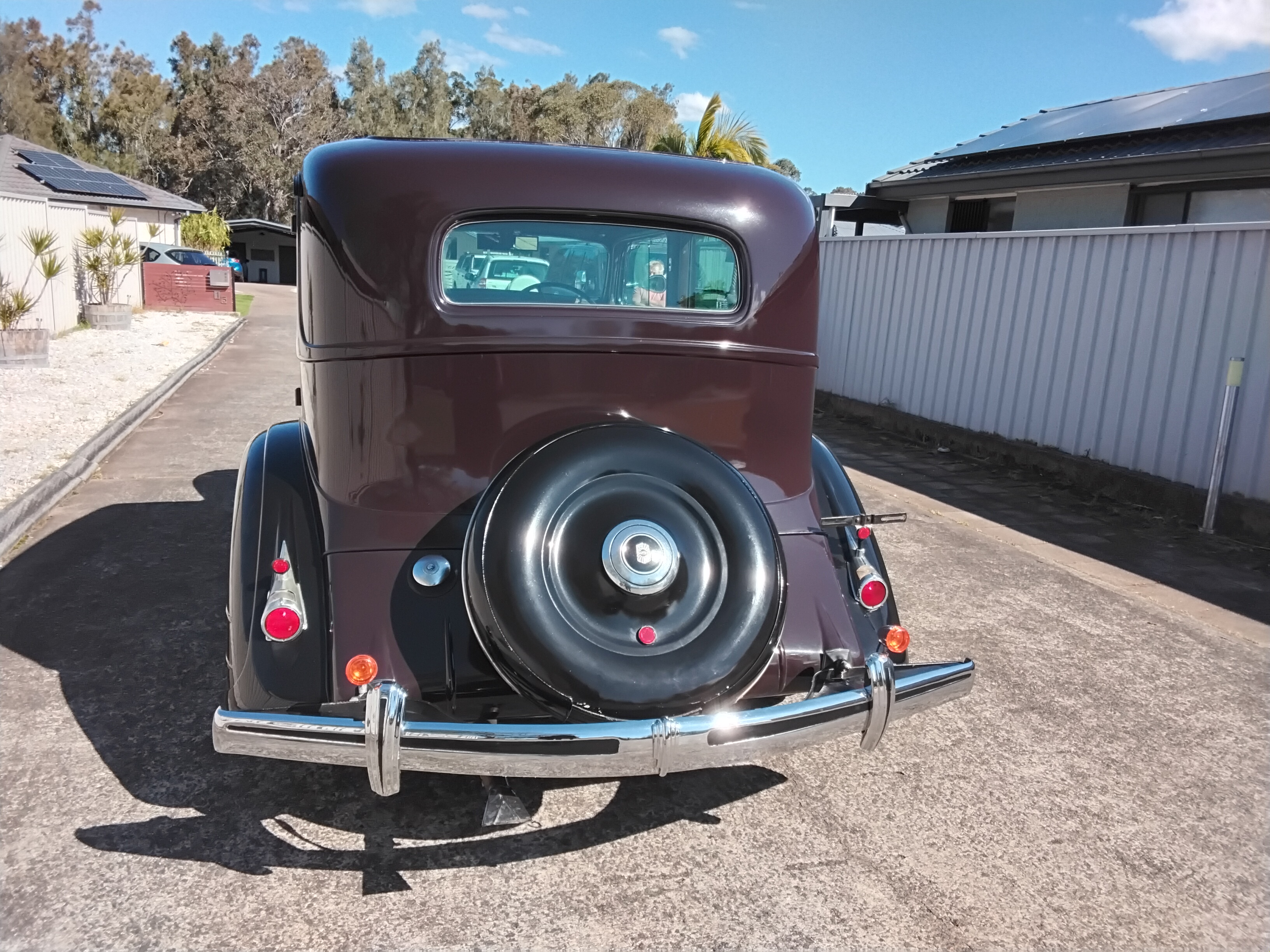 1934 NASH 400 SEDAN