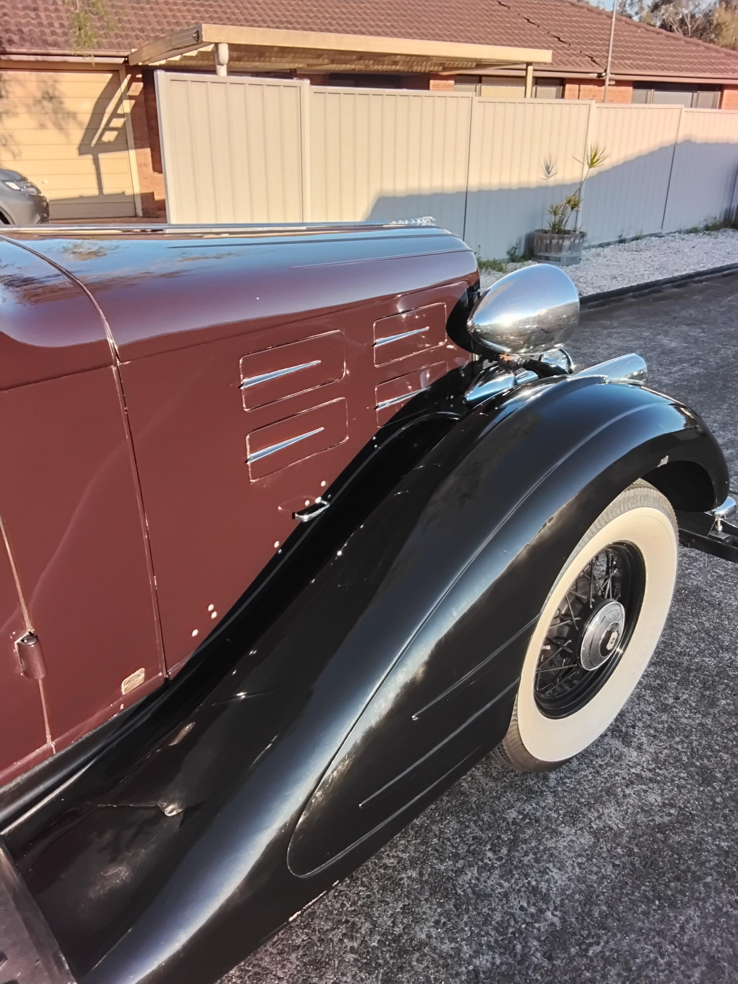 1934 NASH 400 SEDAN