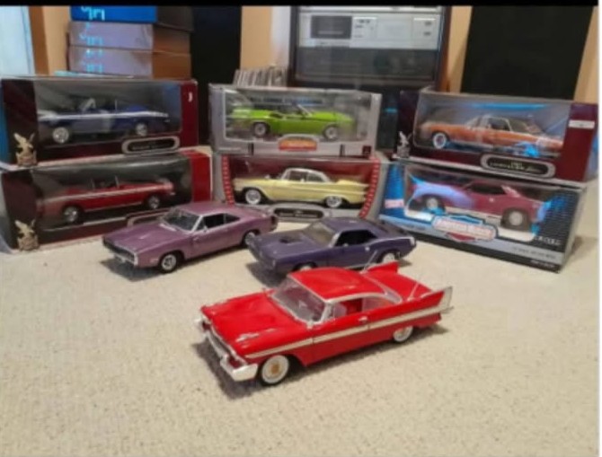 CHRYSLER LEGENDS CAR COLLECTION