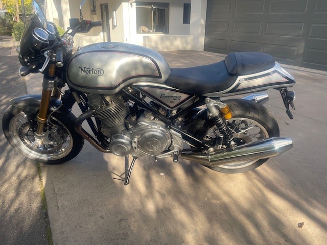 2015 NORTON COMMANDO 961 SF ROAD