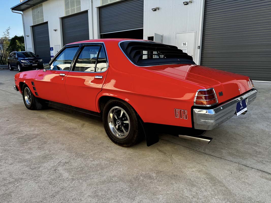 1975 HOLDEN MONARO HJ GTS L31 SEDAN