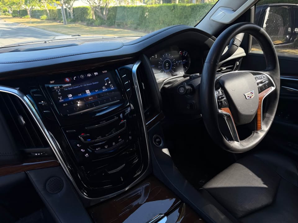 2017 Cadillac Escalade Premium Luxury Automatic 4D Wagon
