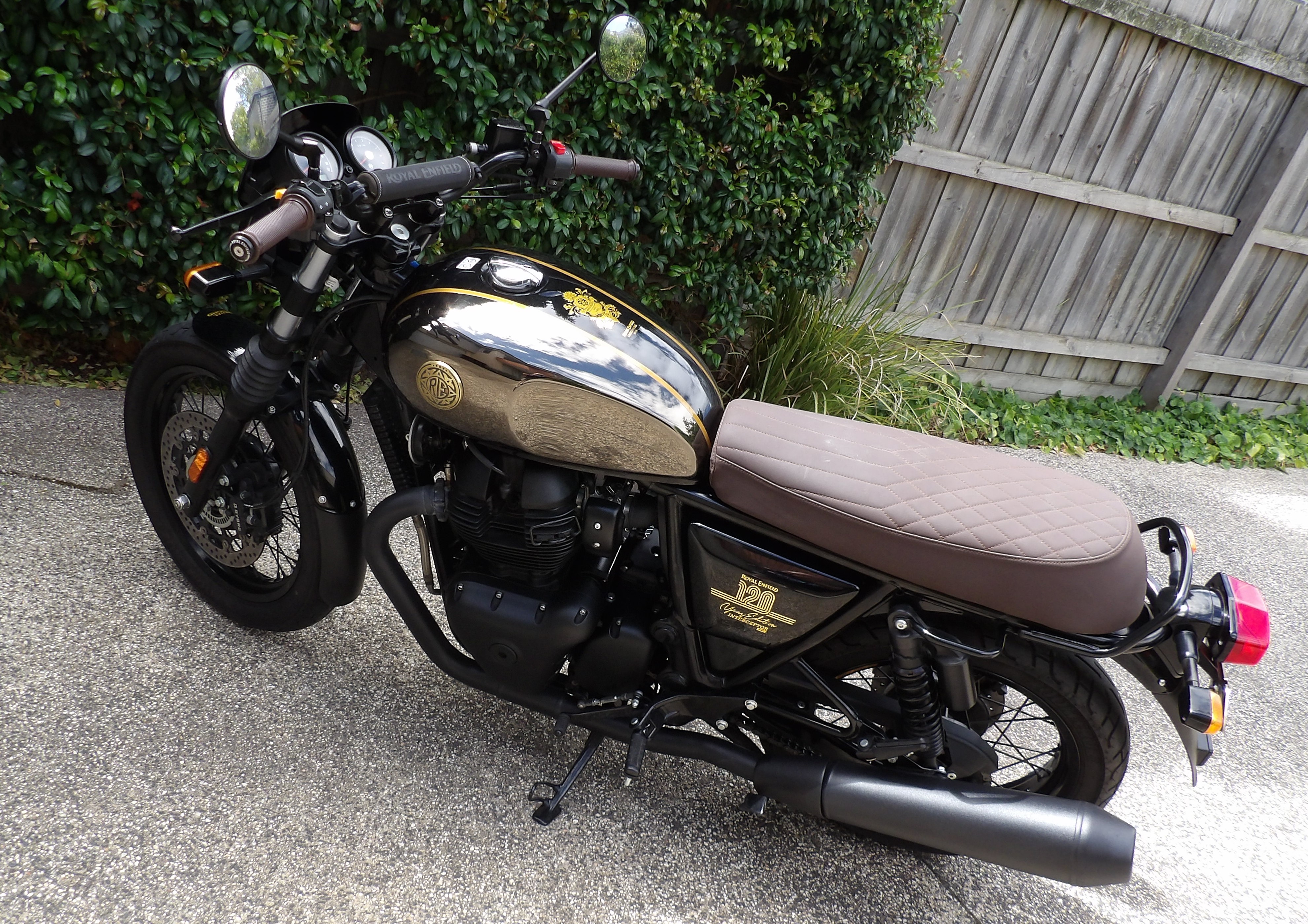 2022 ROYAL ENFIELD (SEE ALSO ENFIELD) INTERCEPTOR 650 E5 120 YEAR ED ROAD