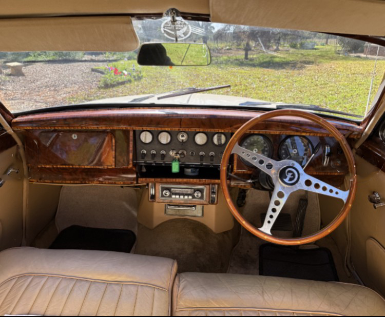1963 DAIMLER 3 SP AUTOMATIC 4D SEDAN