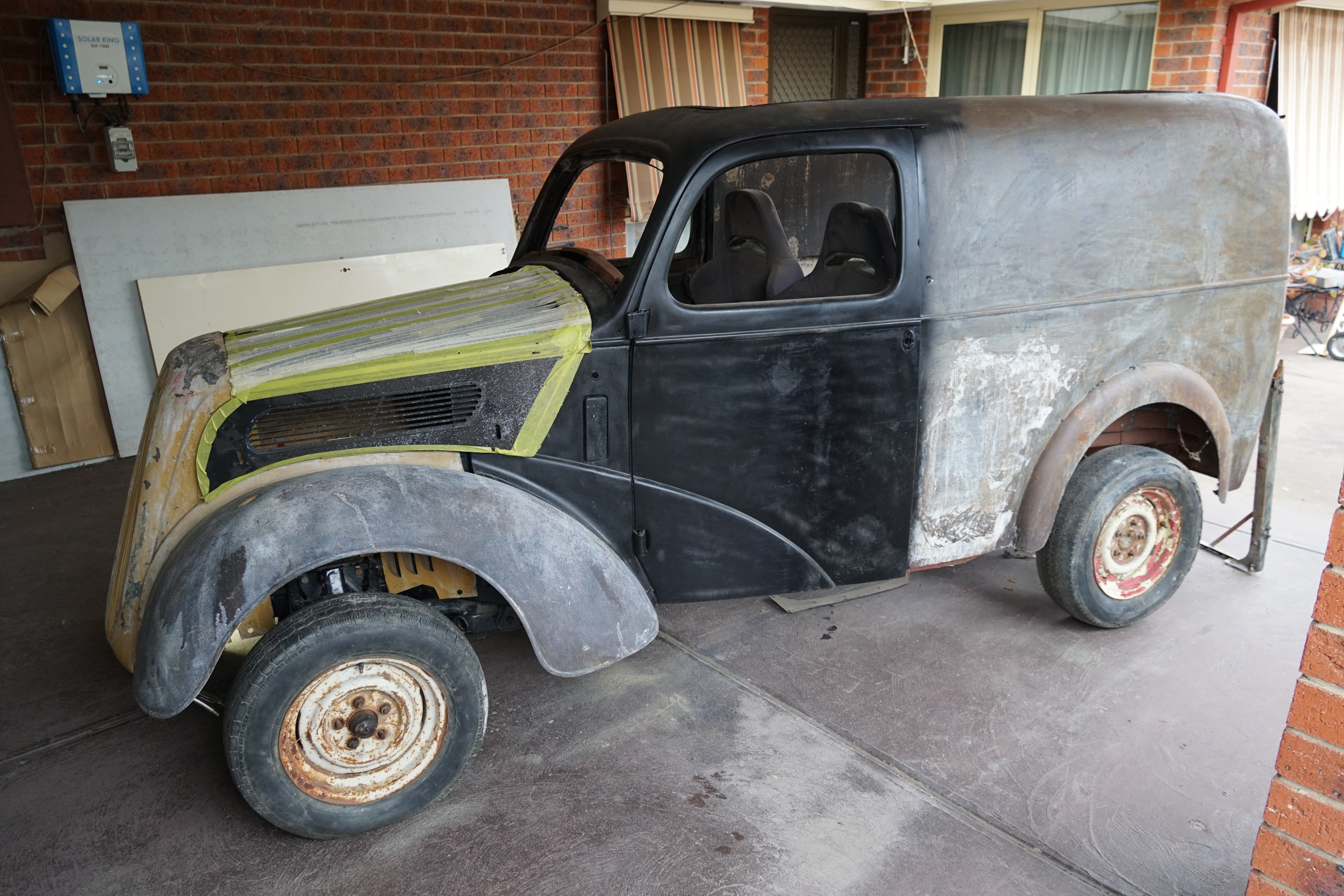 1948 FORD ANGLIA THAMES 2D PANELVAN