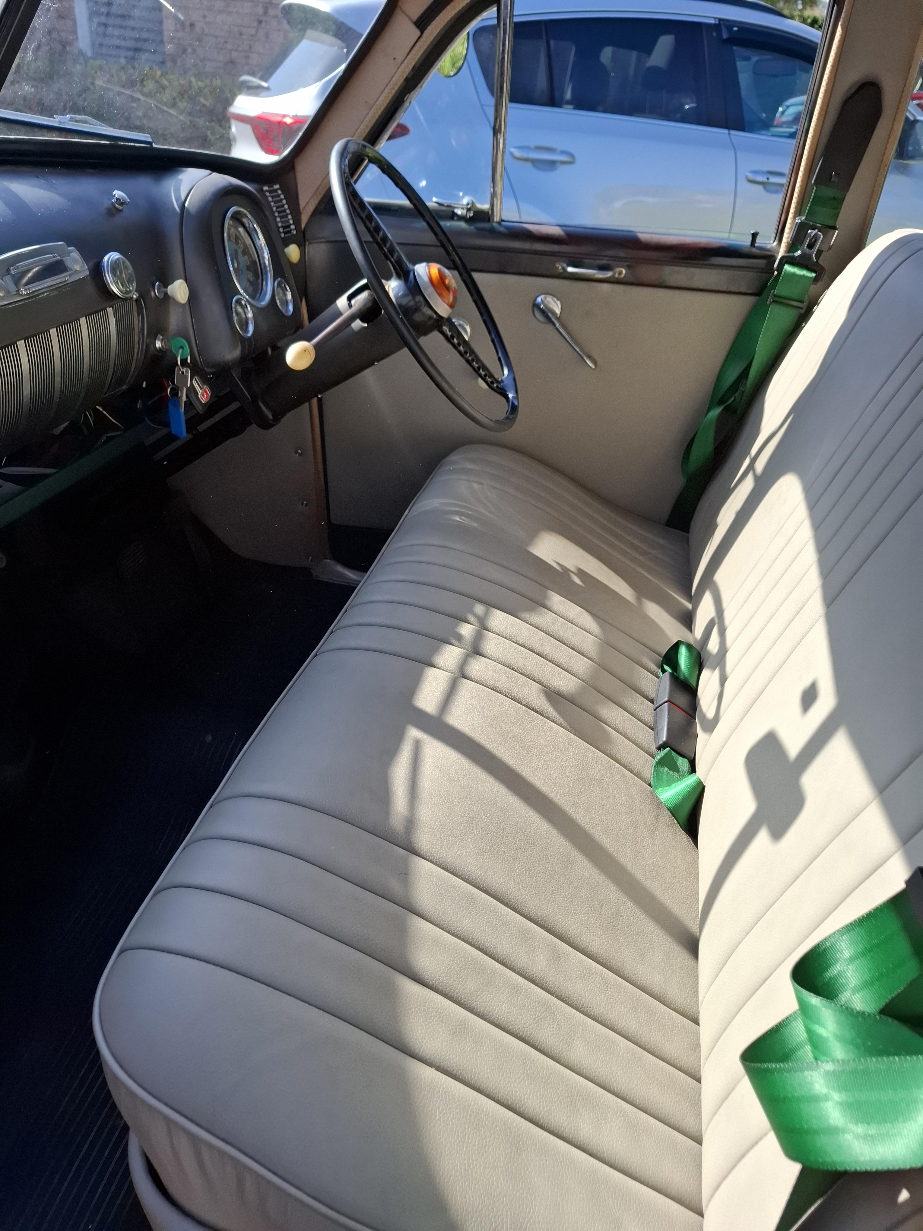 1950 HOLDEN 48-215 FX SEDAN