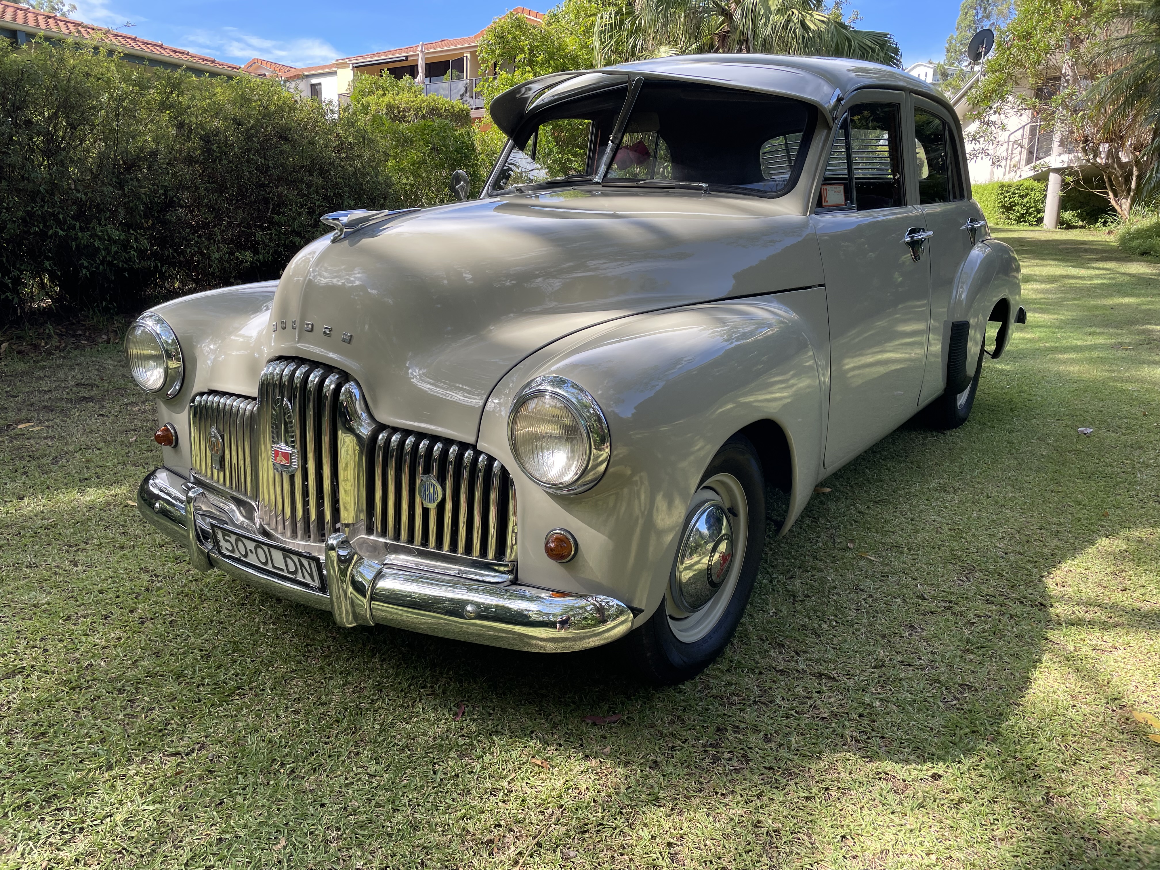 1950 HOLDEN 48-215 FX MANUAL SEDAN