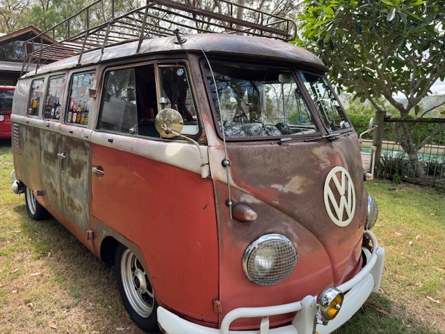 1960 VOLKSWAGEN KOMBI WESTPHALIA SPLIT SCREEN CAMPER