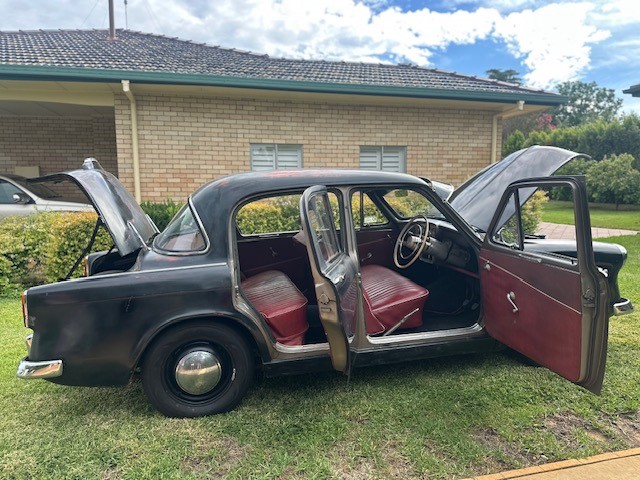 1958 HILLMAN MINX SEDAN