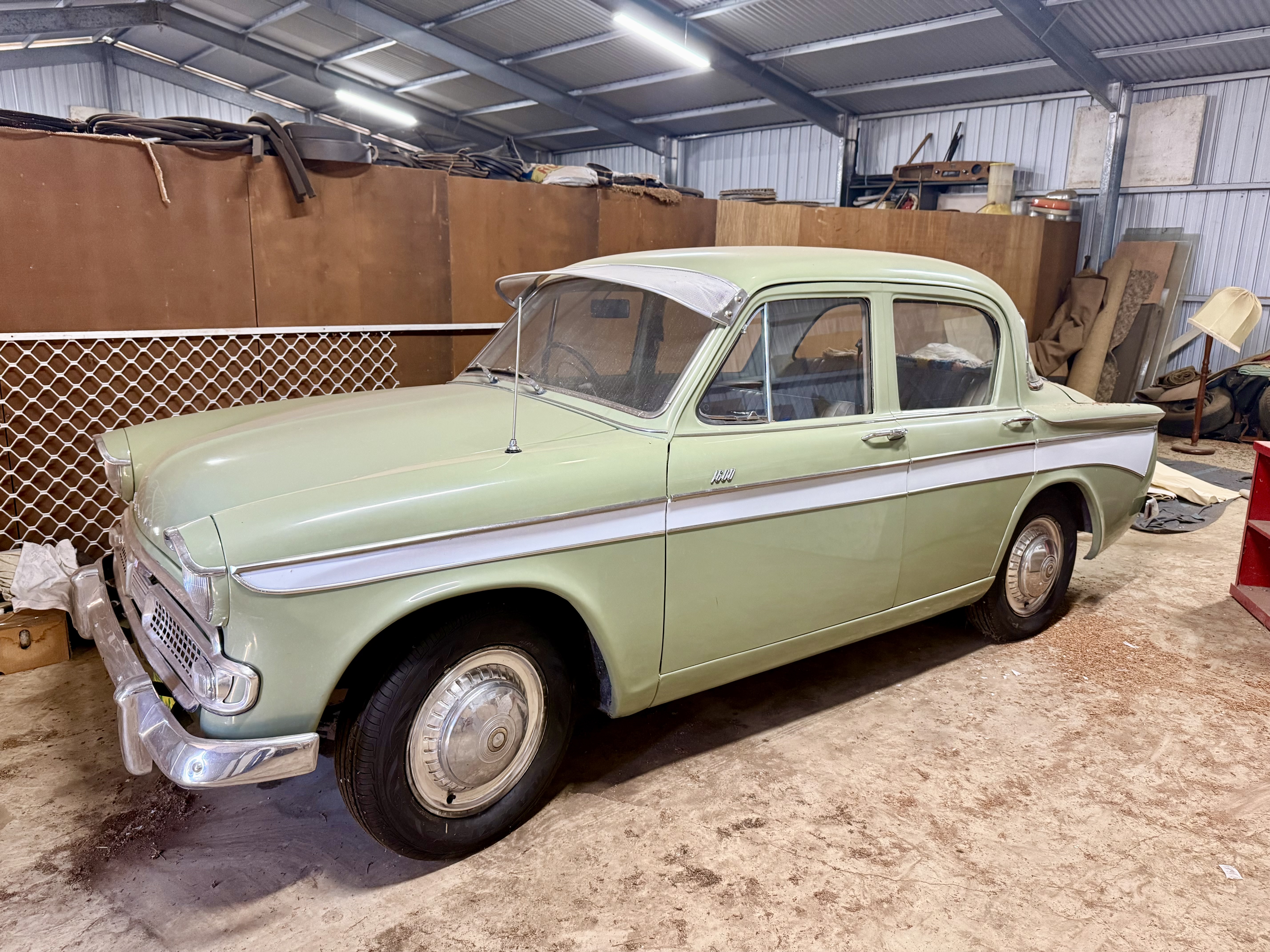1963 HILLMAN MINX 4 SP MANUAL 4D SEDAN