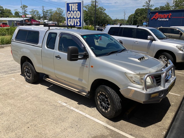 2012 TOYOTA HILUX KUN26R MY12 SR (4x4) 5 SP MANUAL X CAB C/CHAS