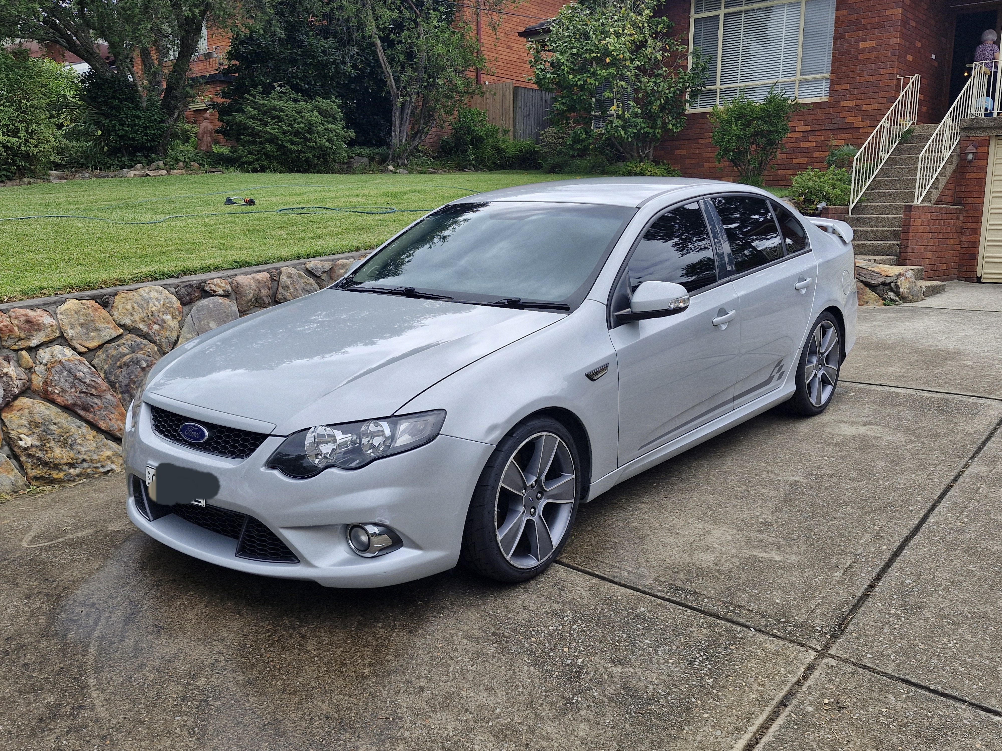 2010 FORD FALCON FG UPGRADE XR6T 50TH ANNIVERSARY 6 SP AUTO SEQ SPORTSHIFT 4D SEDAN