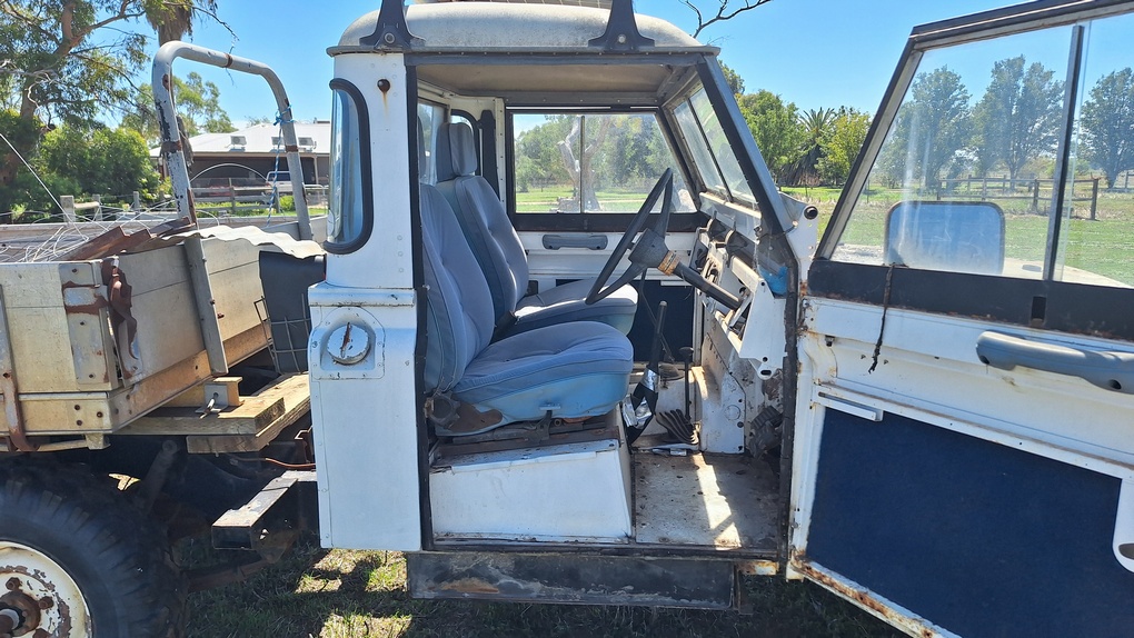 1967 LAND ROVER SERIES IIA TIPPER UNFINISHED PROJECT