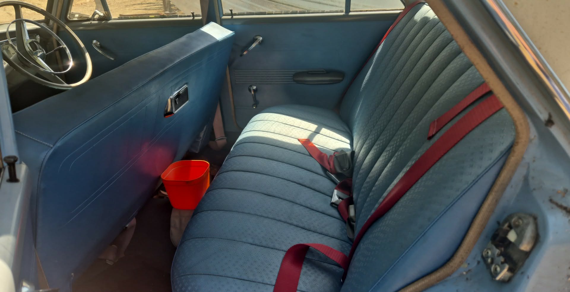 1963 VAUXHALL VICTOR SUPER 3 SP MANUAL 4D SEDAN
