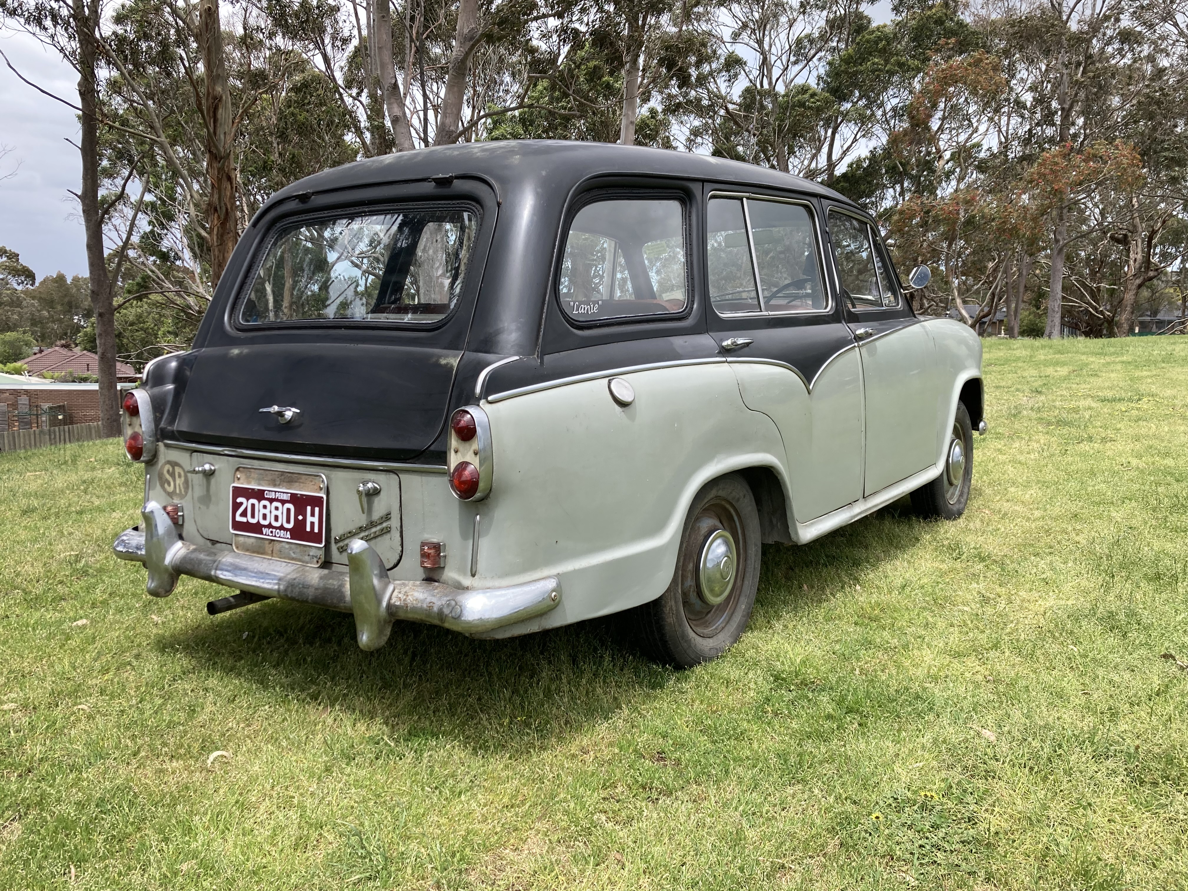 1959 MORRIS OXFORD TRAVELLER 4D WAGON