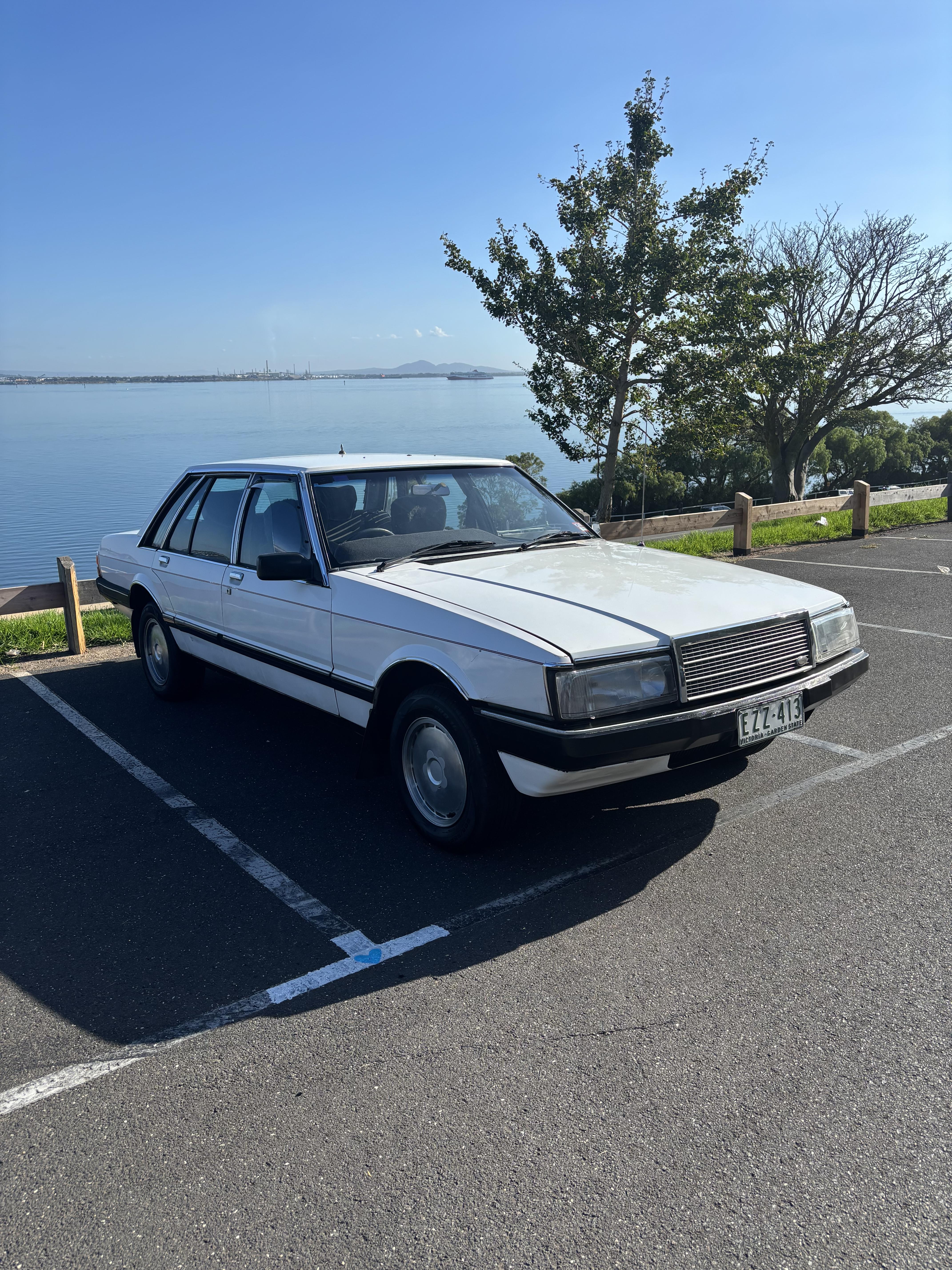 1985 FORD FAIRLANE ZL 3 SP AUTOMATIC 4D SEDAN