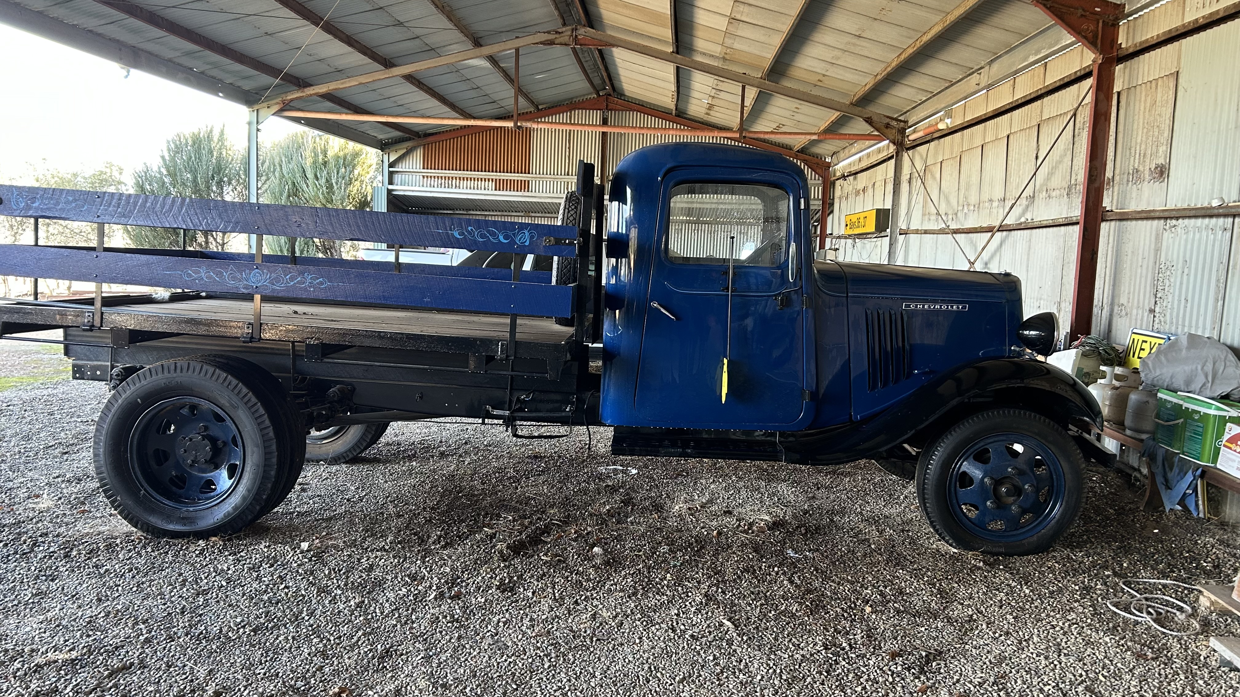 1935 CHEVROLET C/CHAS TRAY