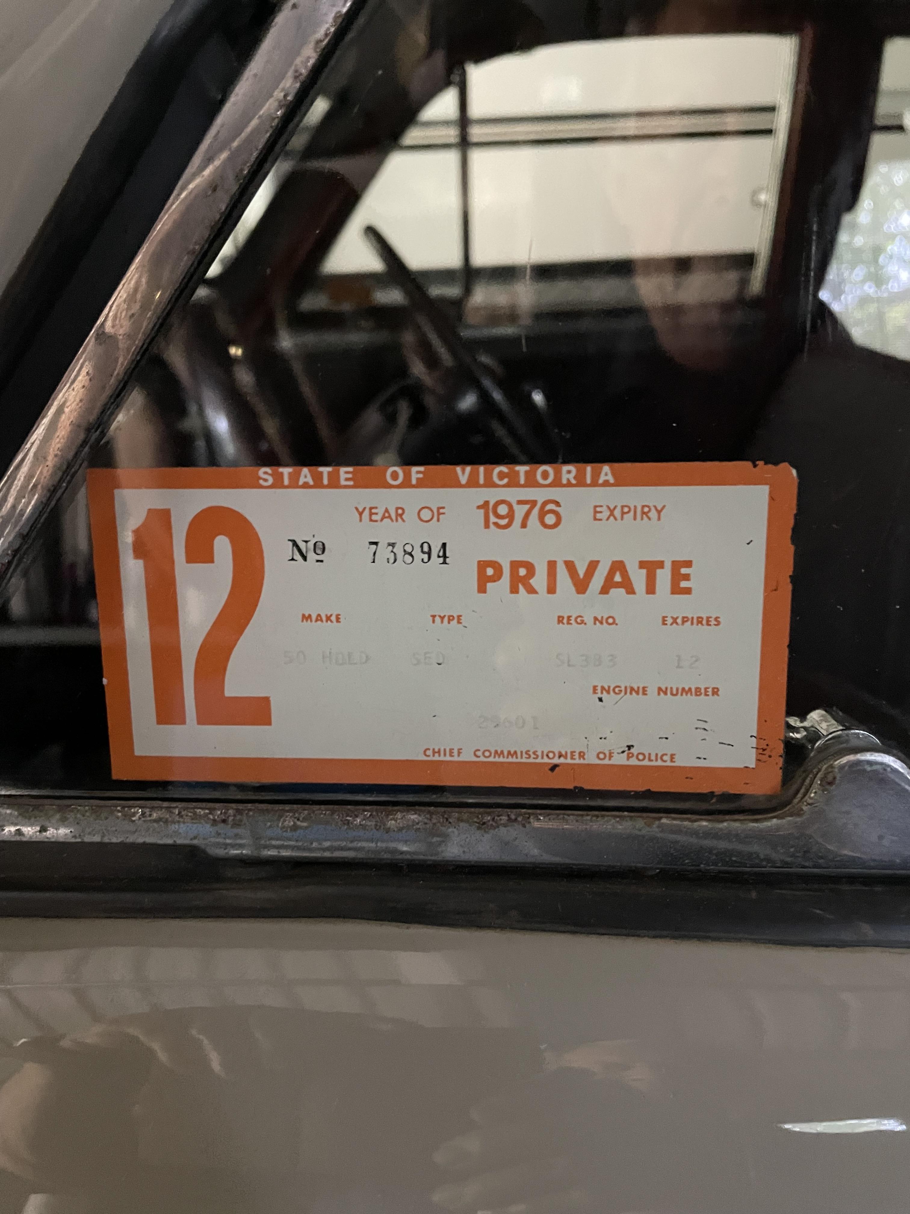 1950 HOLDEN 48-215 FX MANUAL SEDAN