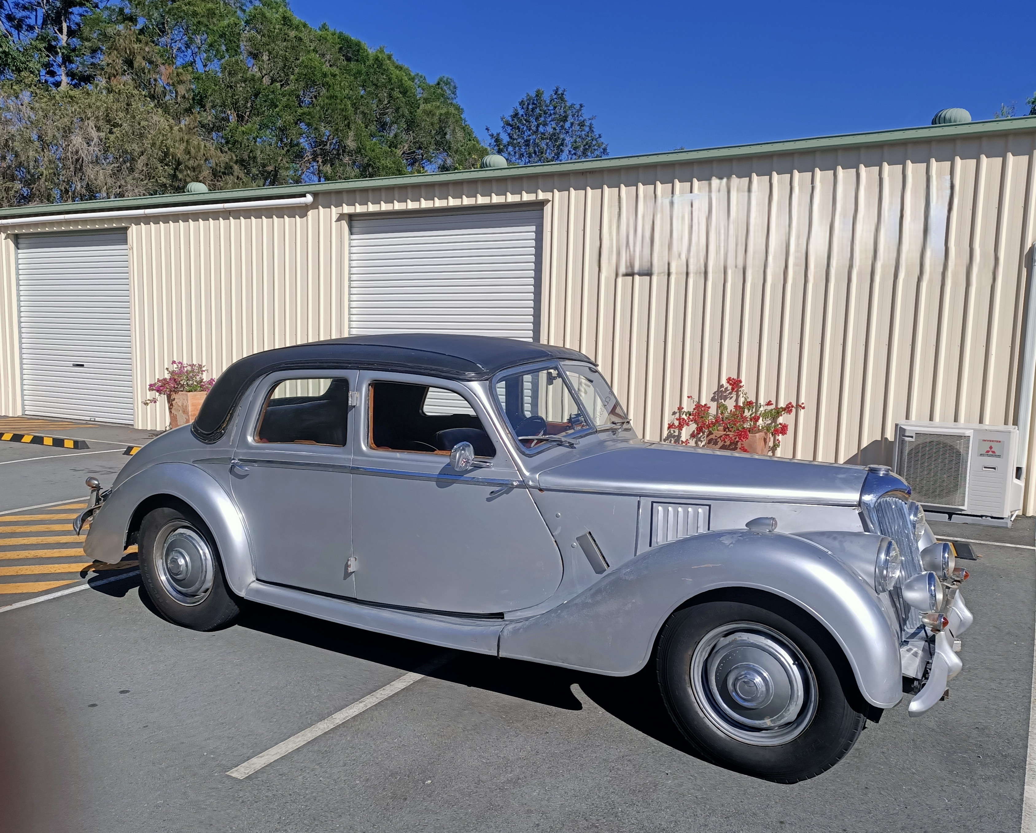 1951 RILEY RMA 1.5 L SEDAN
