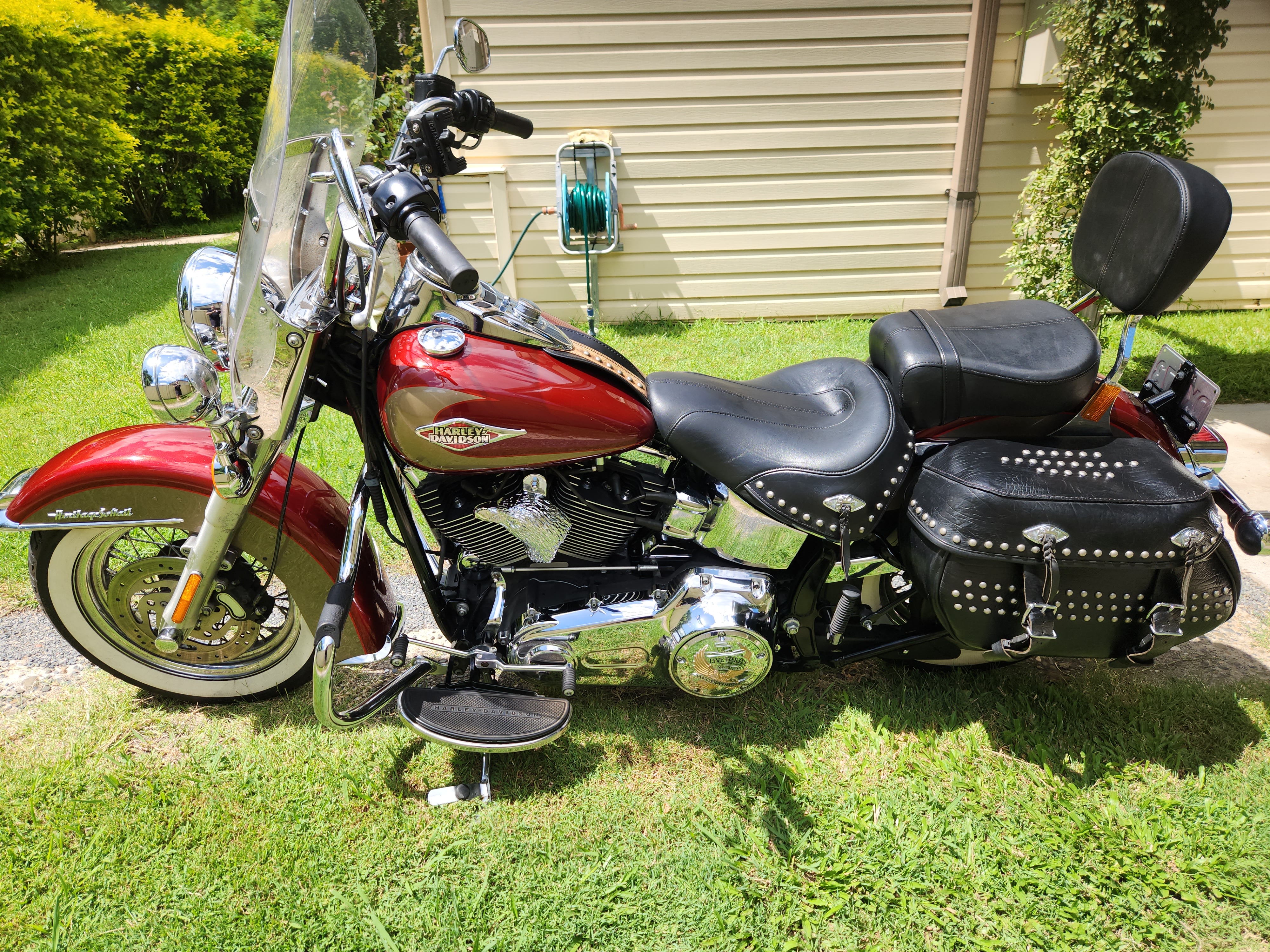 2009 HARLEY-DAVIDSON FLSTC HERITAGE SOFTAIL CLASSIC CRUISER