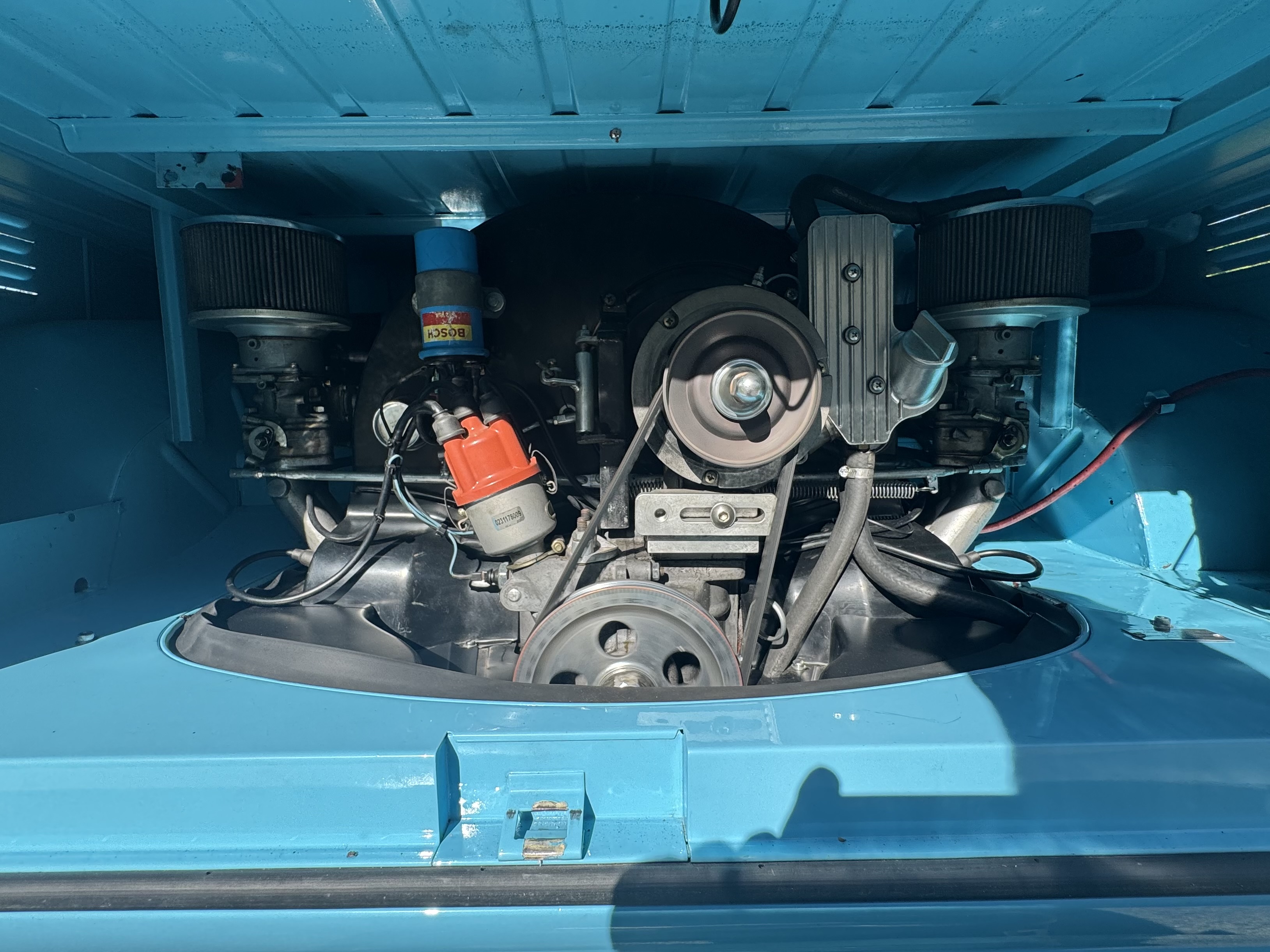 1963 VOLKSWAGEN KOMBI DELUXE MANUAL BUS 