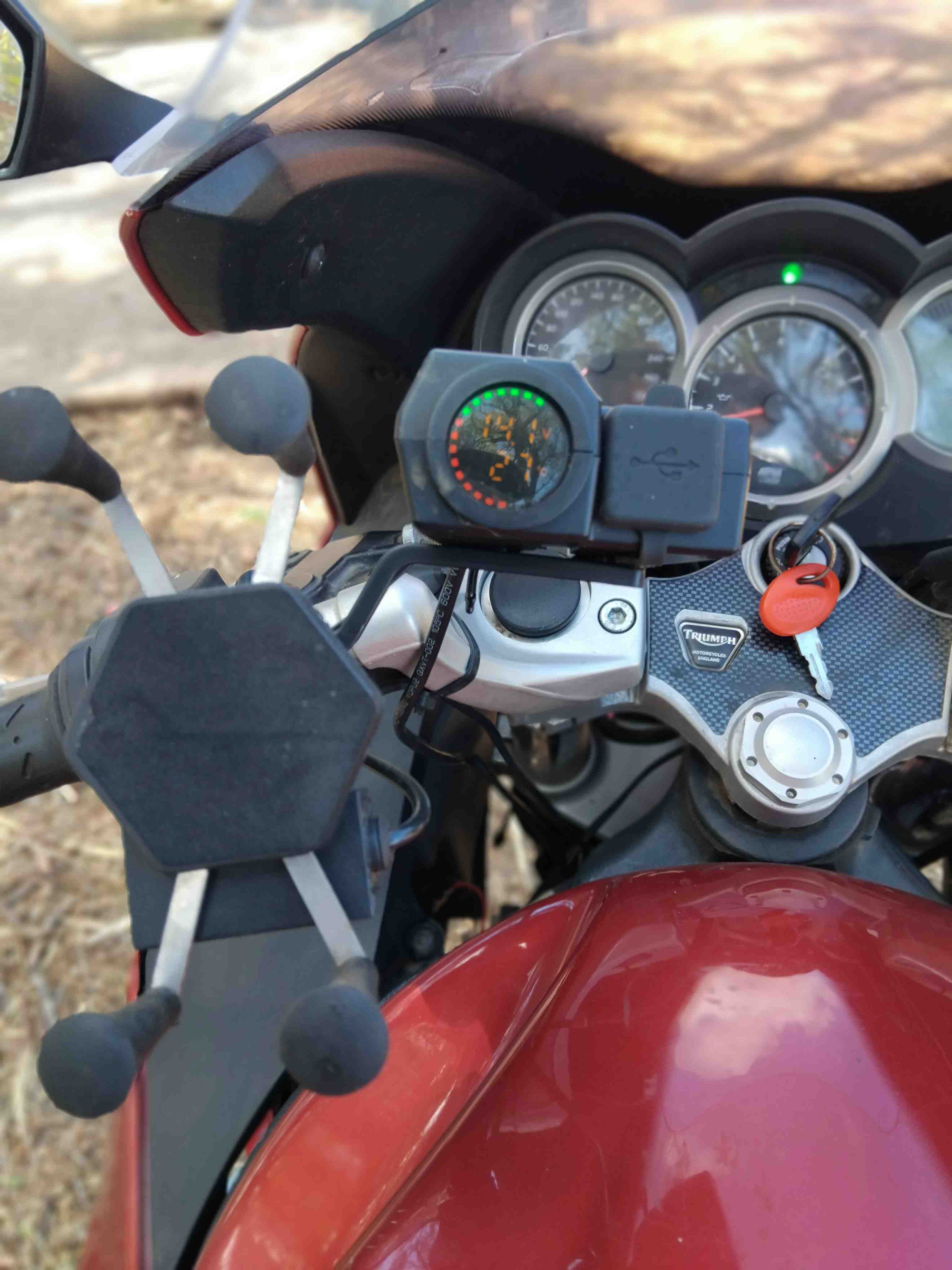 2006 TRIUMPH SPRINT ST SPORTS