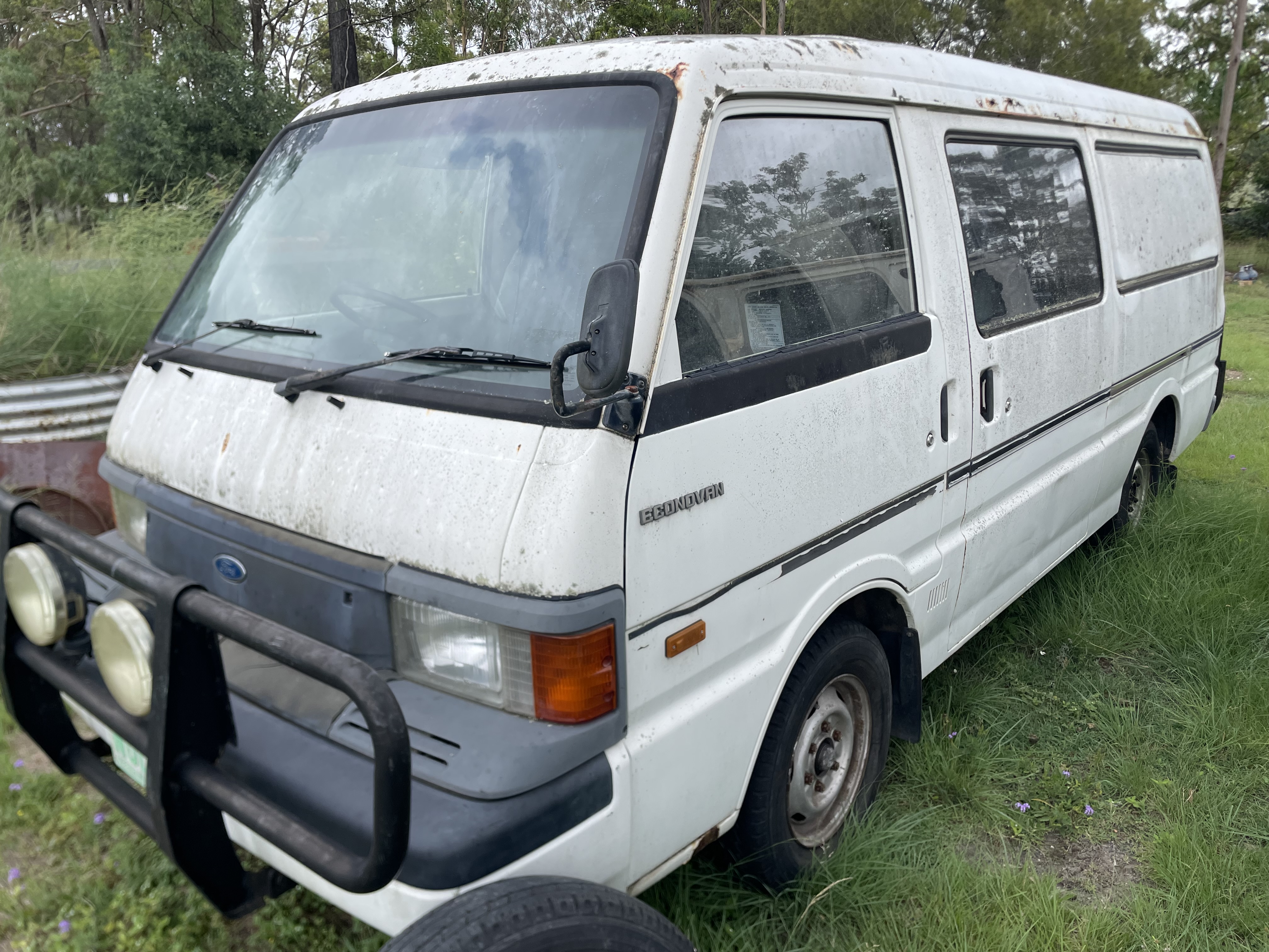 1996 FORD ECONOVAN 5 SP MANUAL VAN