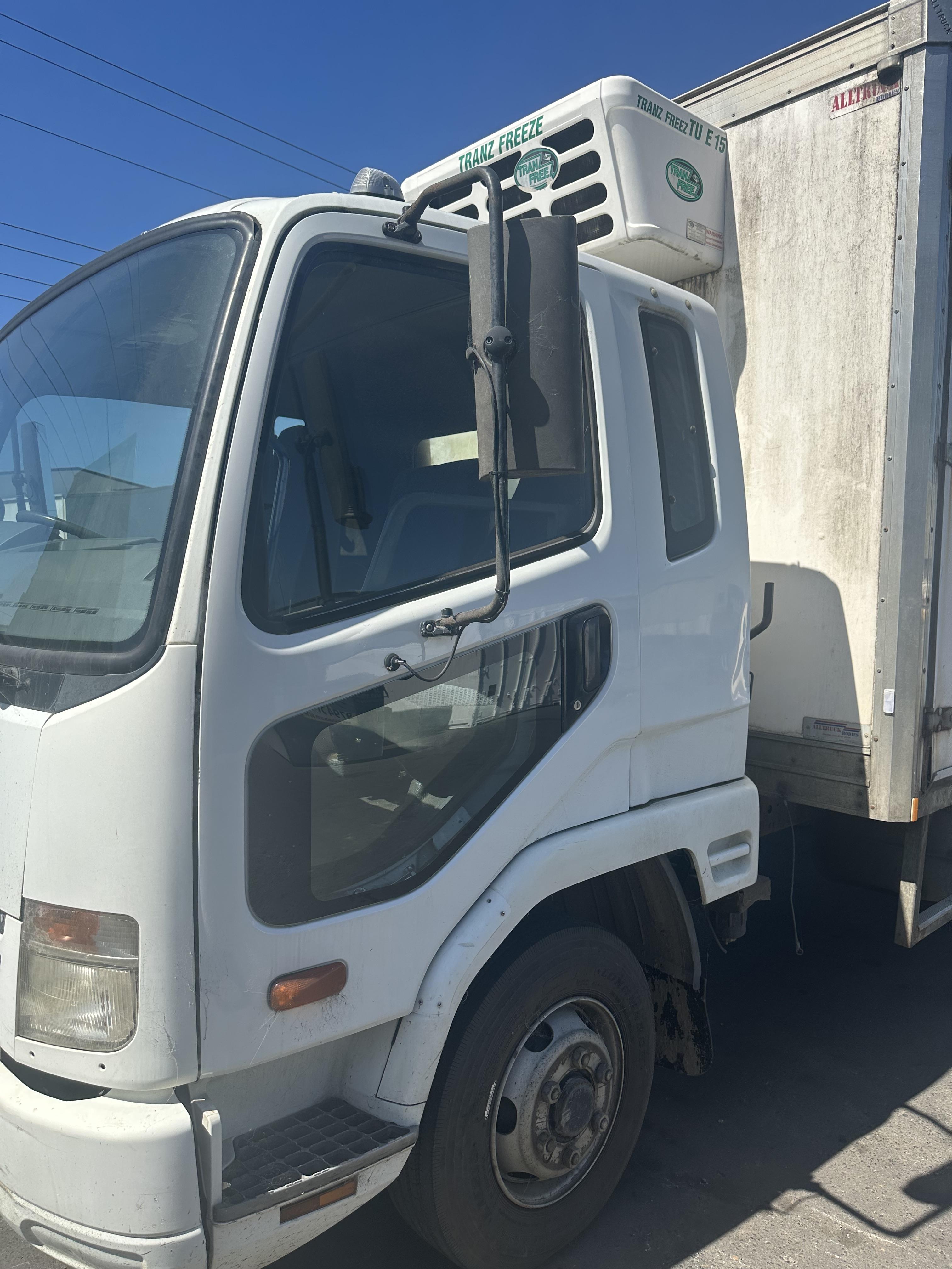 2008 FUSO FIGHTER 6 FREEZER TRUCK 