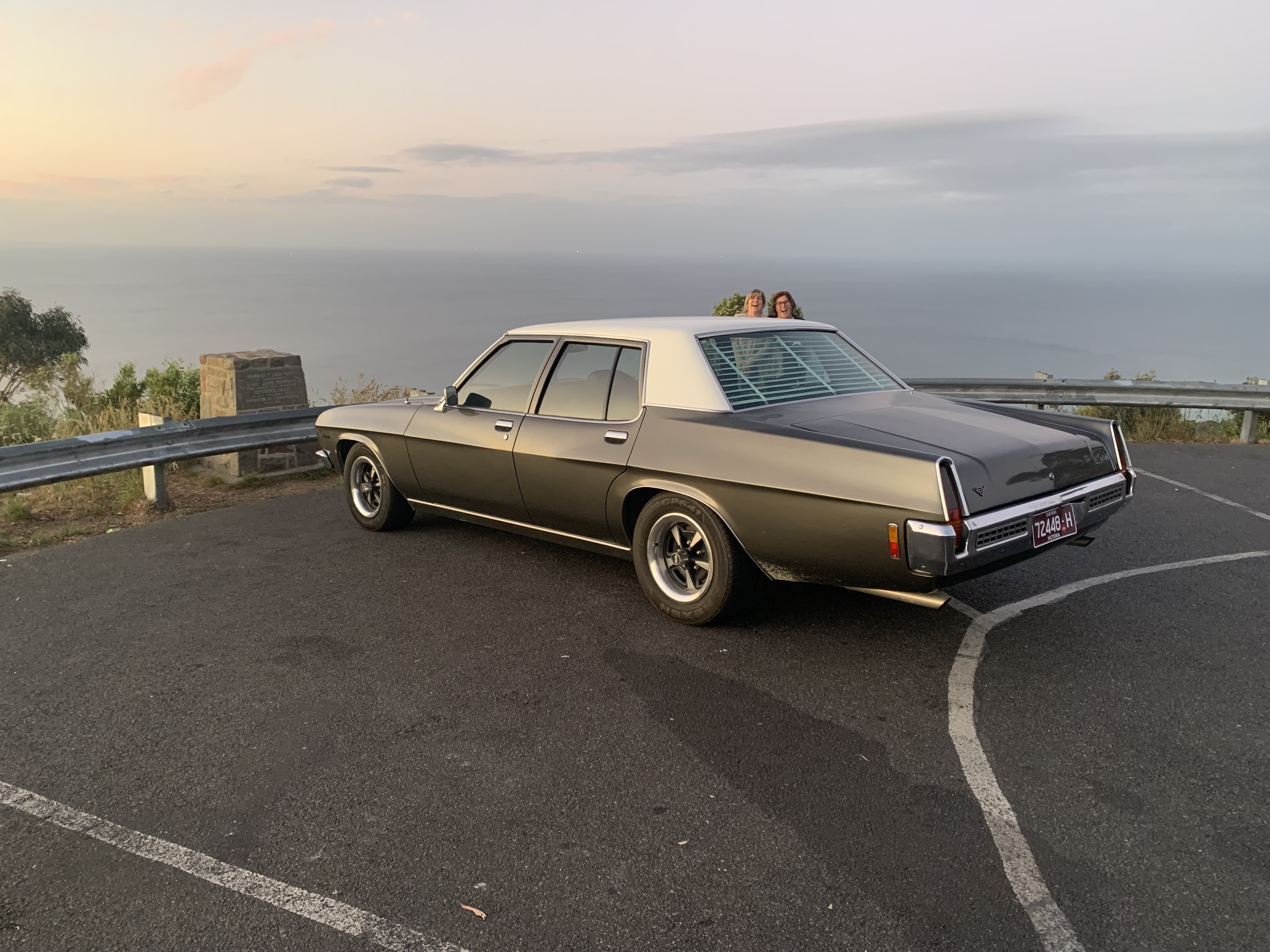 1971 HOLDEN STATESMAN HQ 308 V8 4 SP MANUAL 4D SEDAN