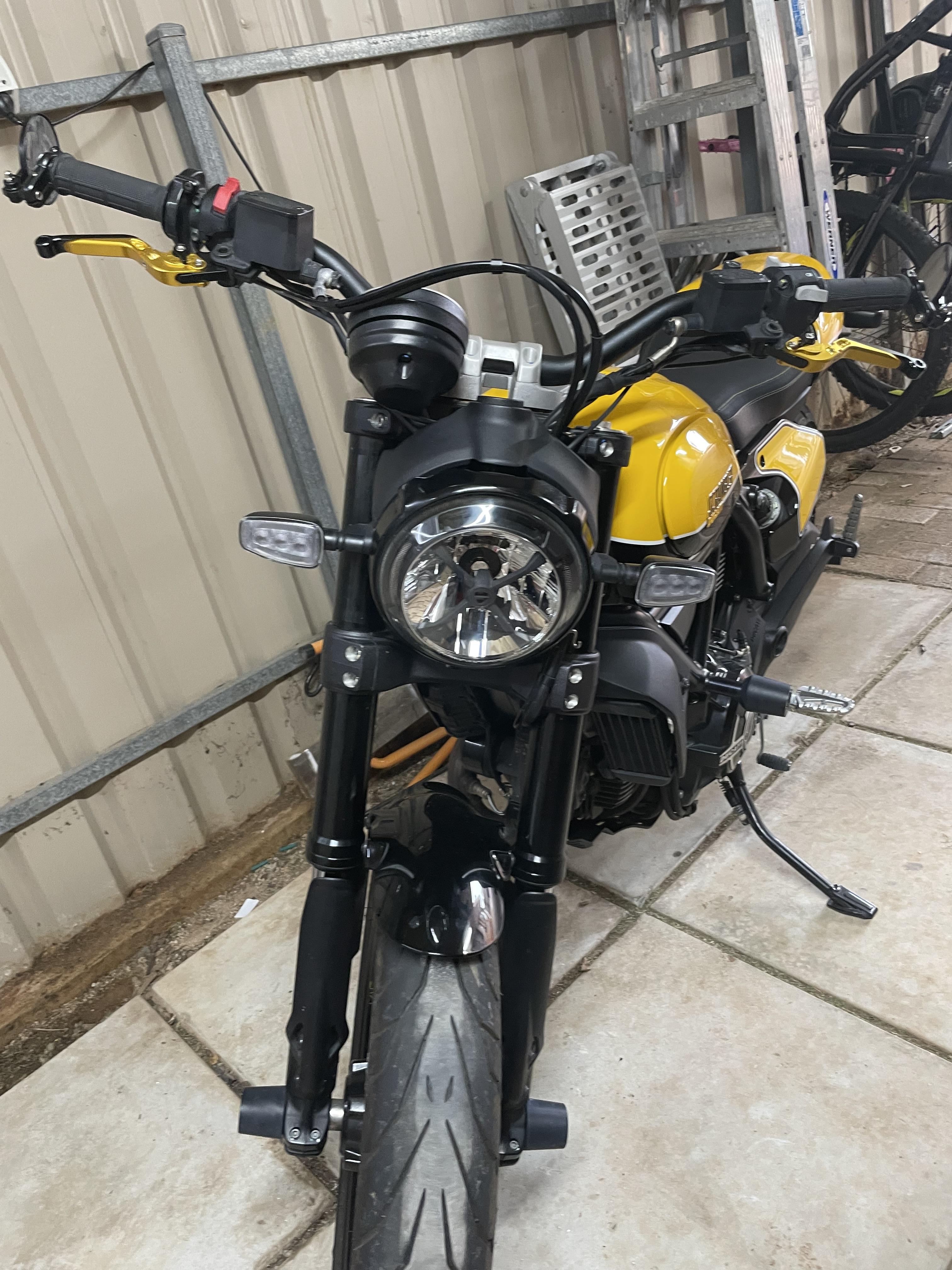 2019 DUCATI SCRAMBLER FULL THROTTLE SPORTS