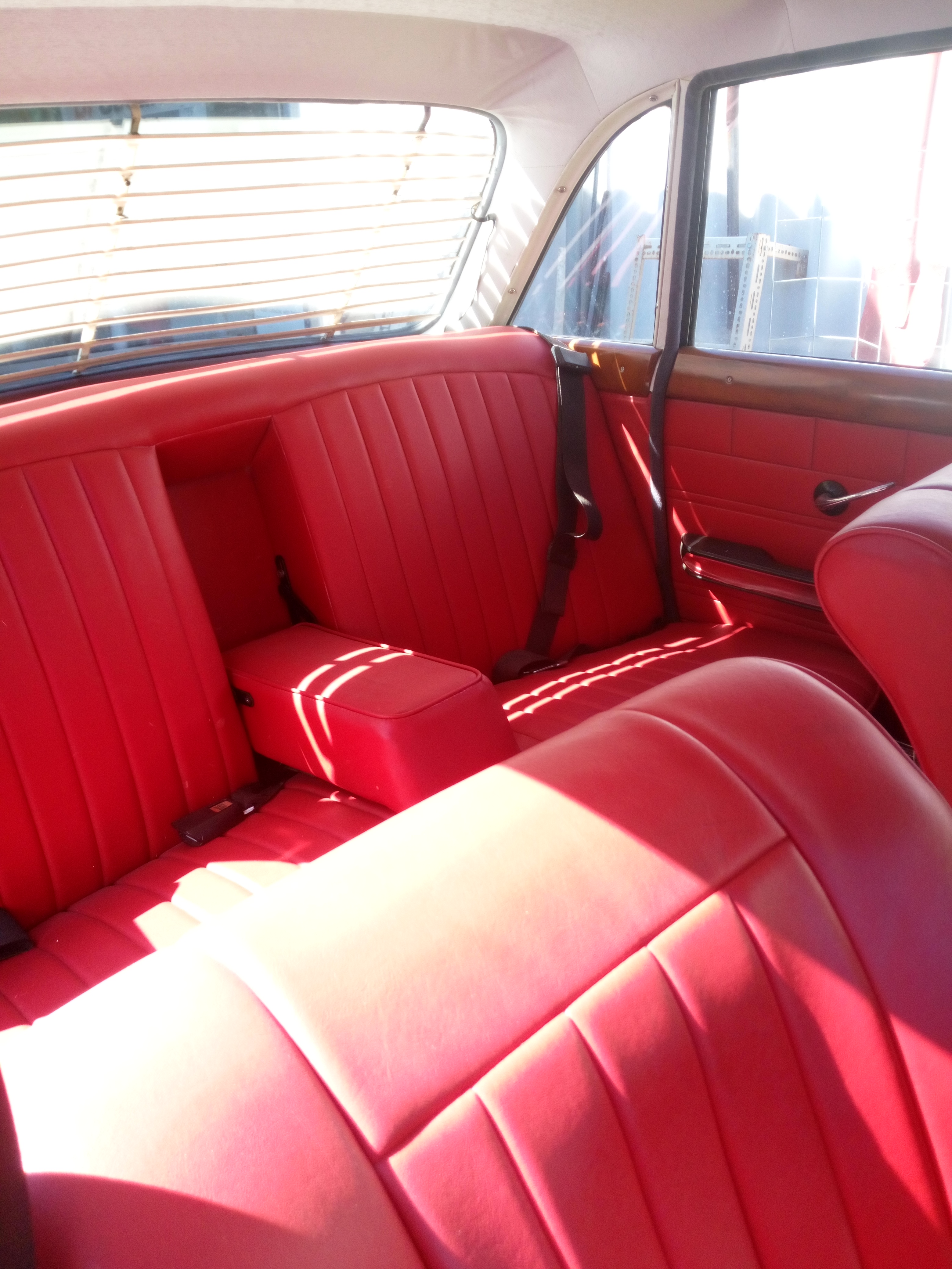 1964 TRIUMPH 2000 MK I 4 SP MANUAL 4D SEDAN 