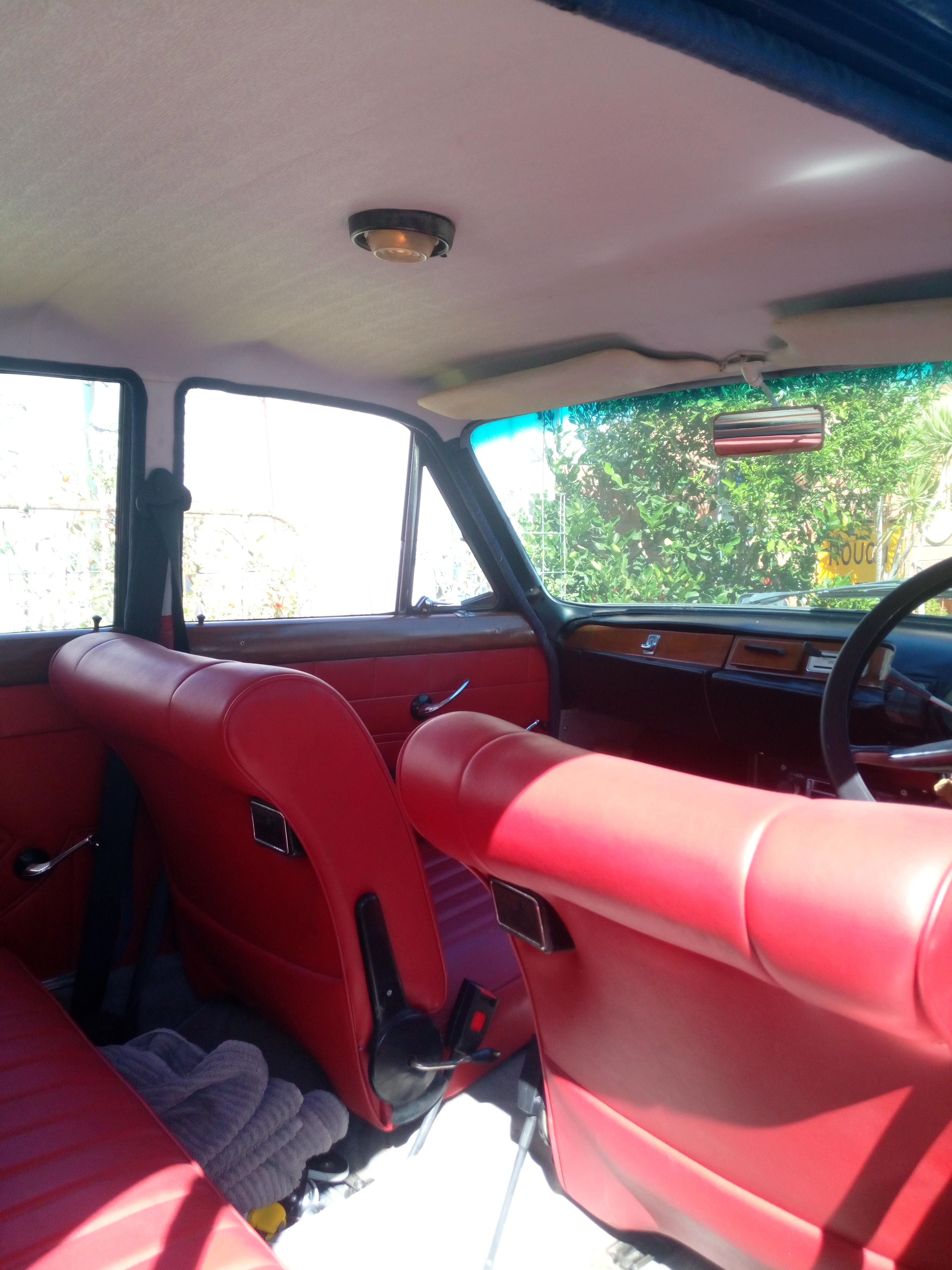 1964 TRIUMPH 2000 MK I 4 SP MANUAL 4D SEDAN 