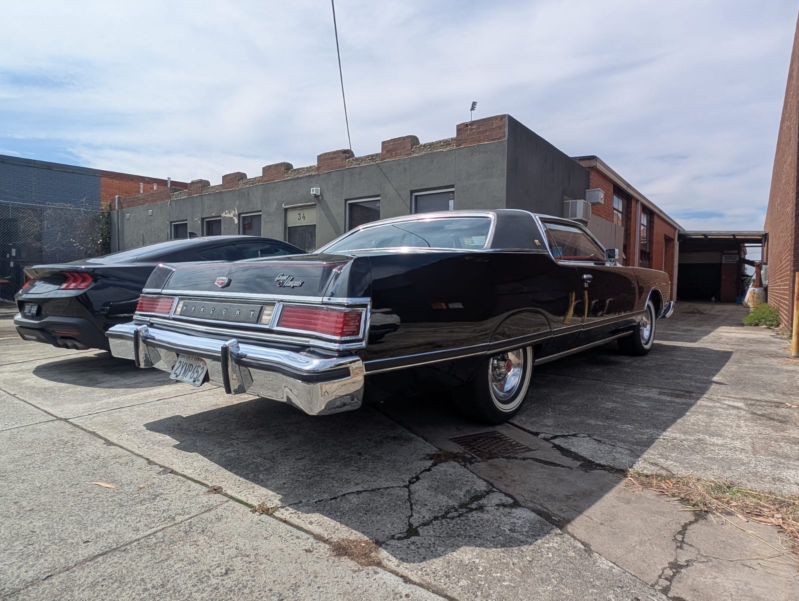 1977 MERCURY GRAND MARQUIS AUTOMATIC 2D COUPE