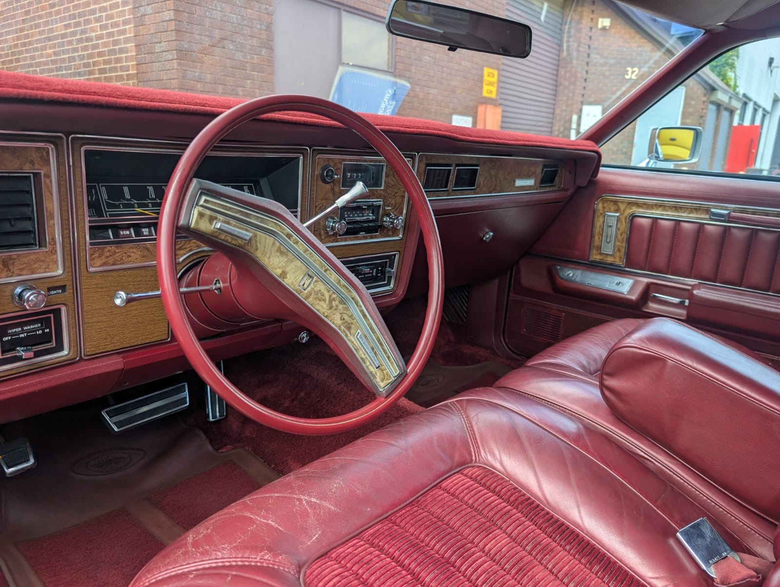 1977 MERCURY GRAND MARQUIS AUTOMATIC 2D COUPE