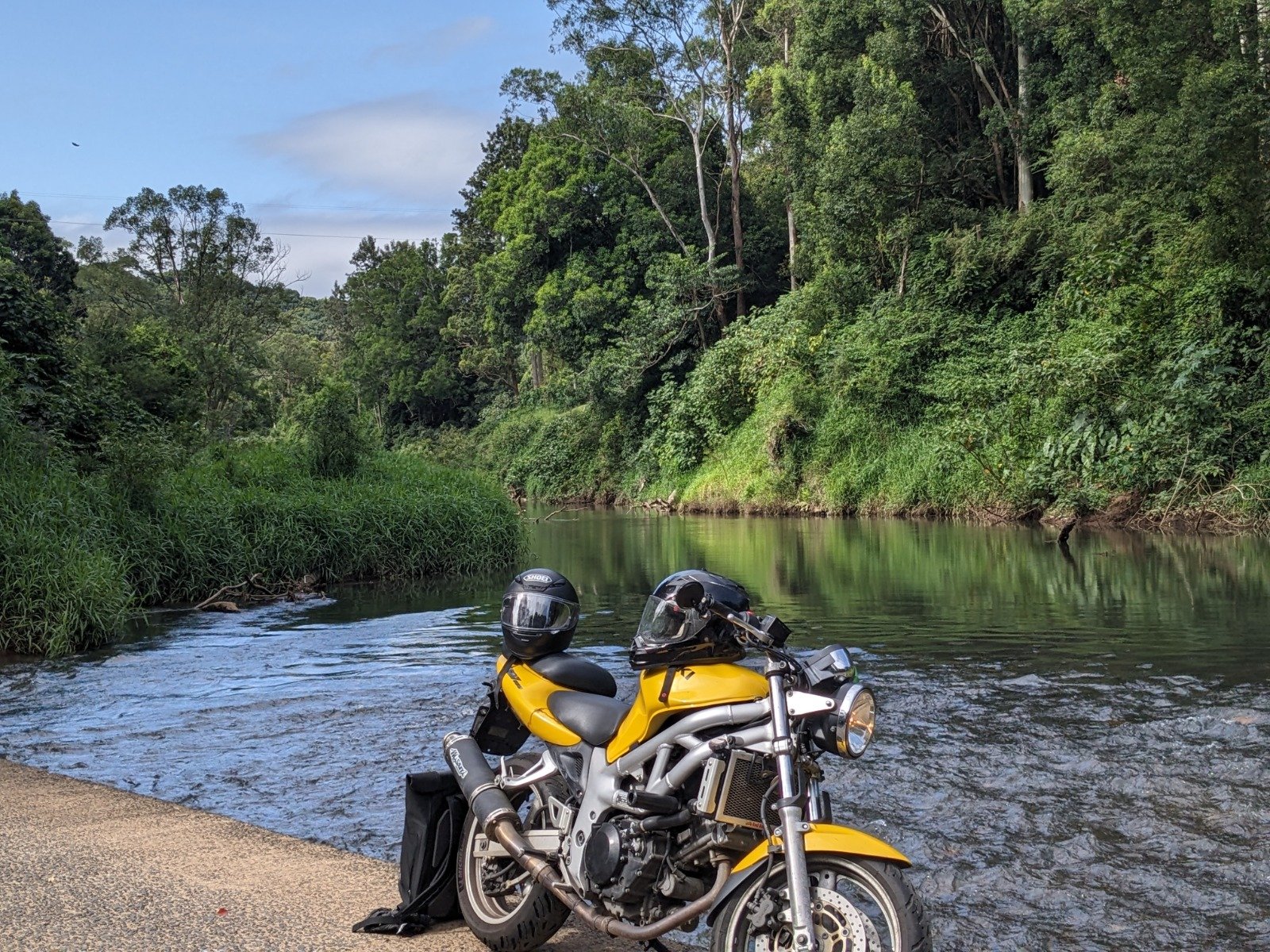2000 SUZUKI SV650 ROAD