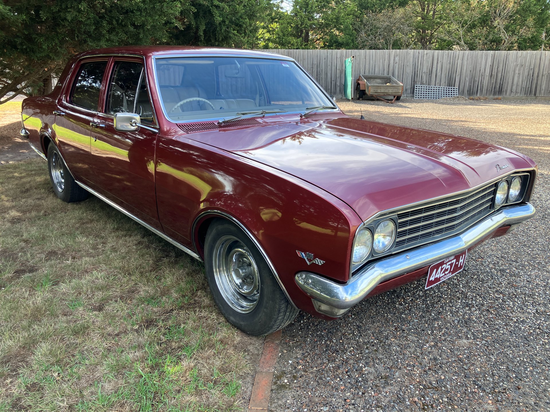 1971 HOLDEN PREMIER HG 3 SP AUTOMATIC 4D SEDAN