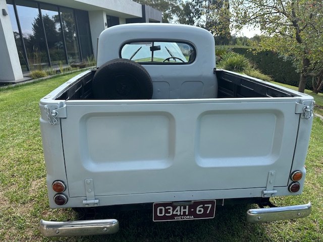 1953 MORRIS MINOR SERIES II UTILITY