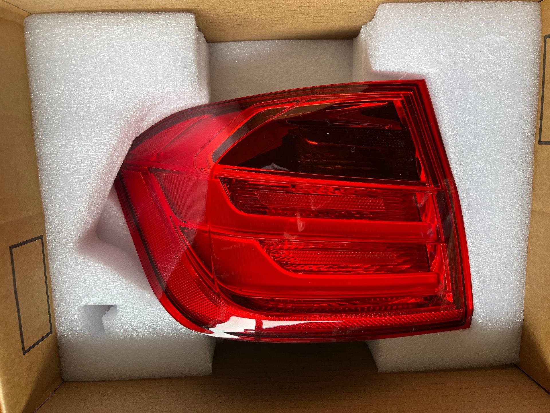 TAIL LAMP -LEFT SIDE FOR 2012 TO 2016 BMW 3 SERIES F30