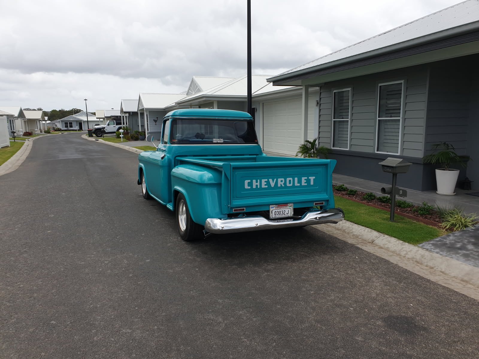 1959 CHEVROLET APACHE 2D UTILITY 